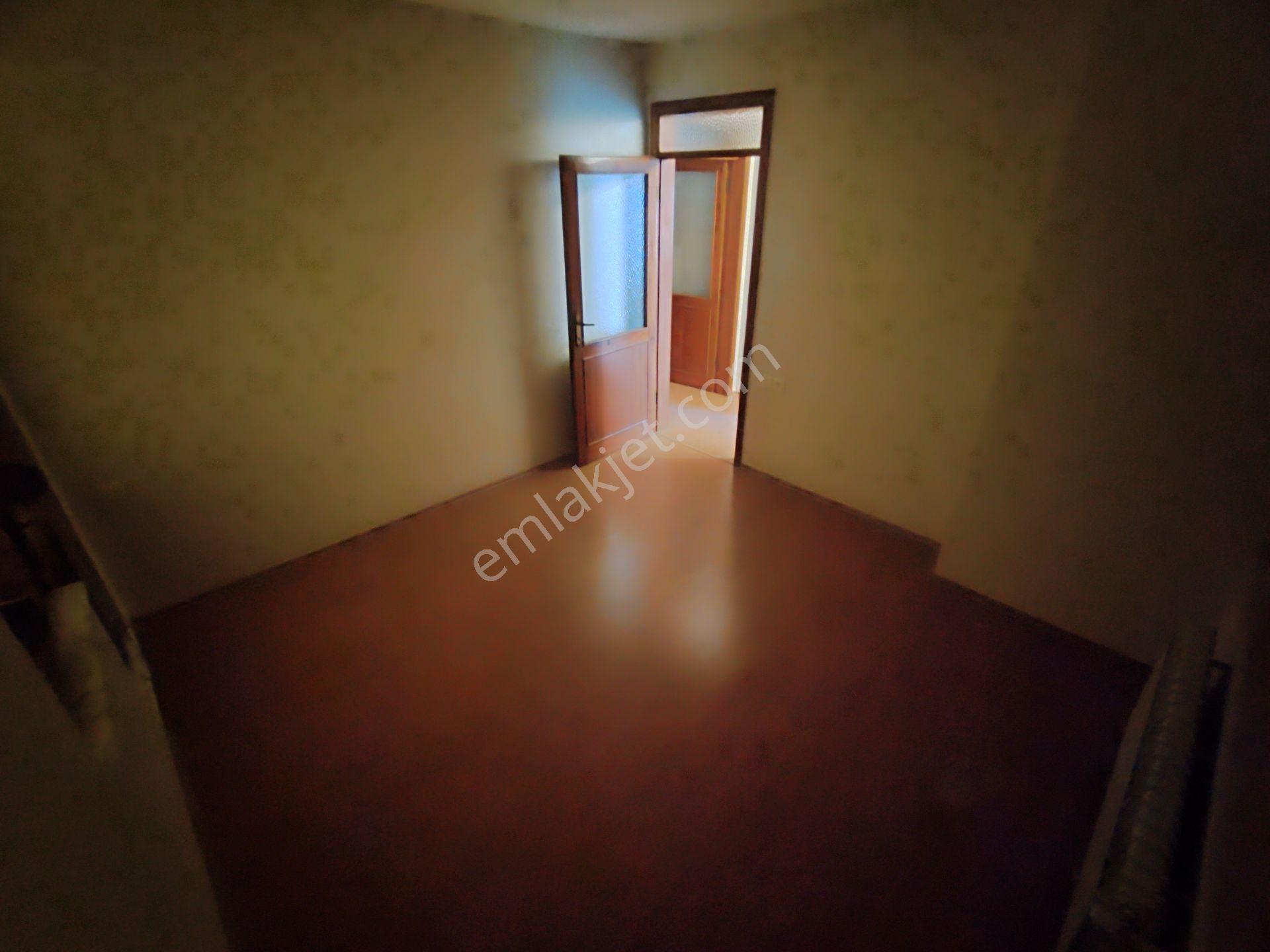Kardeşten Akçay Yenimahalle'de Denize 50 Mt. Bahçeli Teraslı Geniş 6+1 Tribleks Villa - Görsel 28