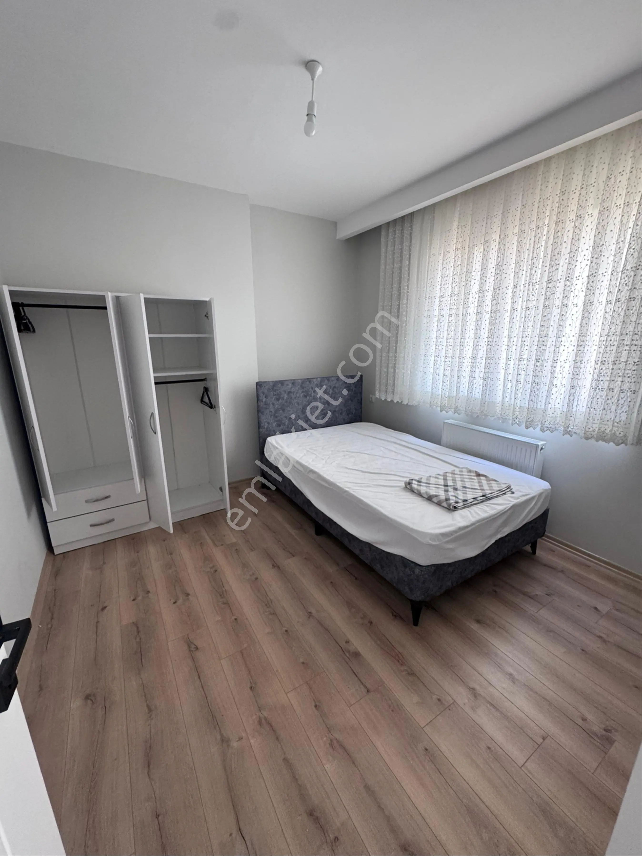 Full+full Eşyalı,boş Kullanıma Hazır,balkonlu 1+1 Kiralık - Görsel 6