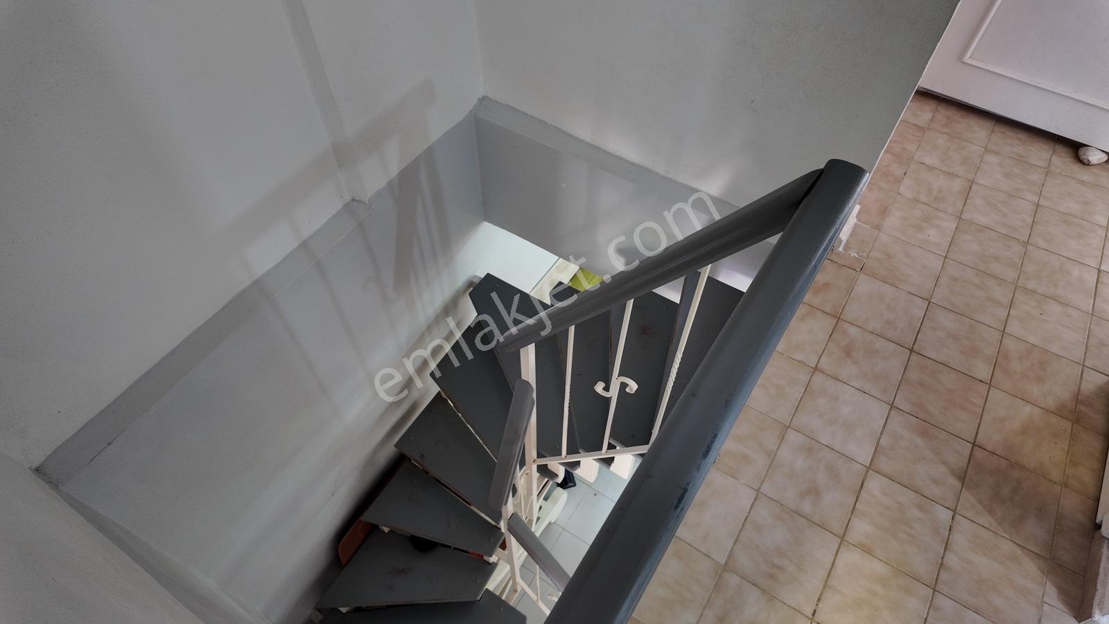 Deniz Manzaralı Değil, Denize Sıfır! Şöhretler Sitesi'nde Villa - Görsel 19