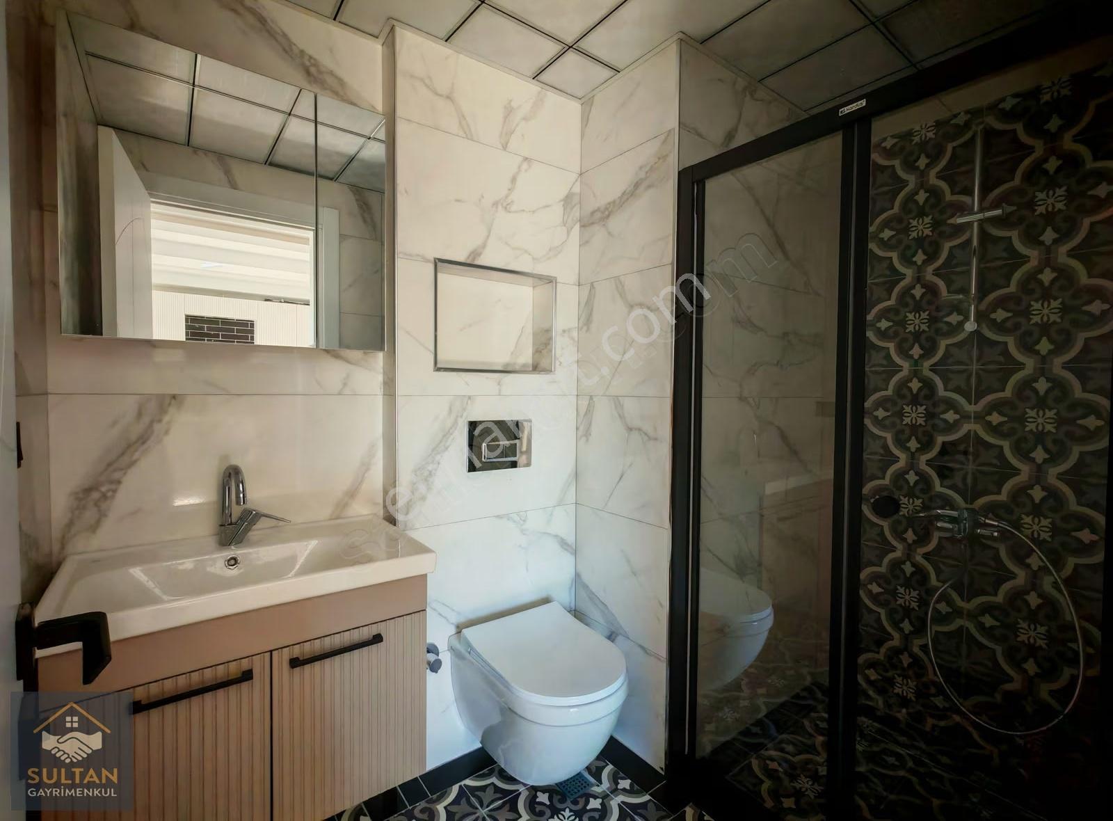 Anayol, Sahil Ve Tramvay Dibinde Kiralık 1+1 Daire - Görsel 2