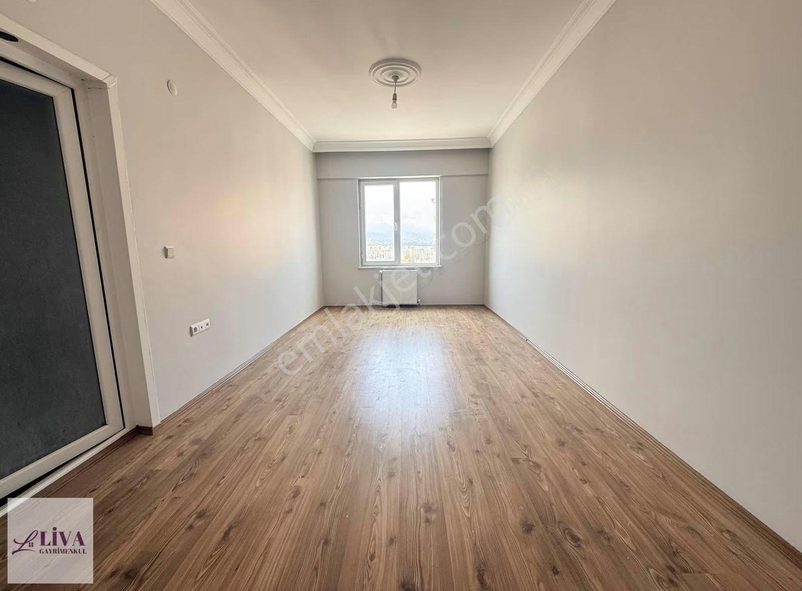 Liva'dan Mevlana'da Panoramik Manzaralı Geniş 4+1 Daire - Görsel 7