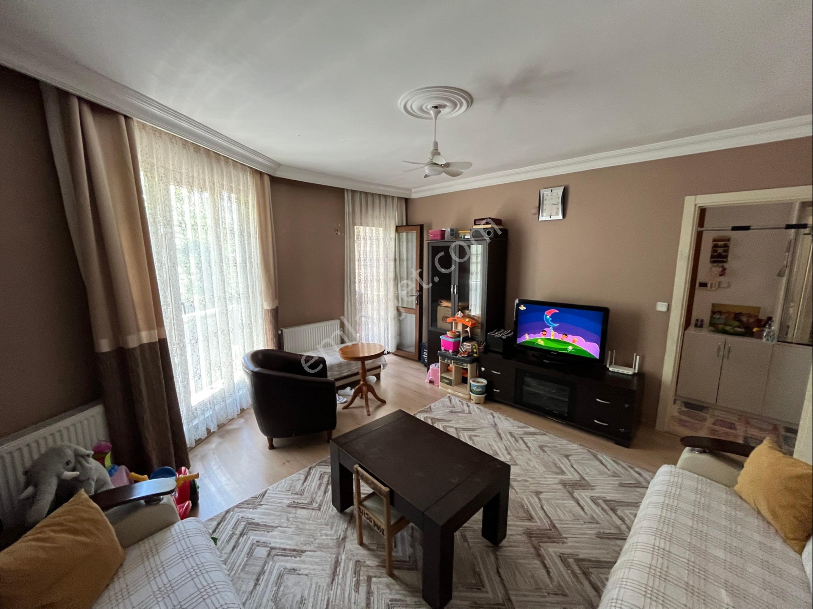 Emniyetevler Metroya 7dk,2+1,80m2,asansörlü Daire Artum'dan - Görsel 2