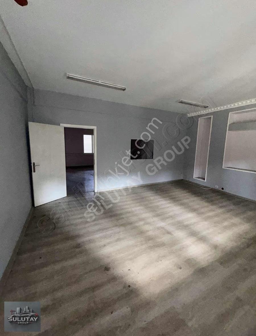 Altıayak Sanayi Sitesinde 1.200 M² 3 Katlı Kiralık İşyeri - Görsel 12