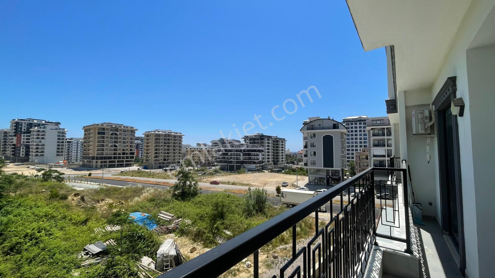 Best Lıfe 11 Resıdence Kiralık Eşyalı 1+1 Daire Mahmutlar – Alanya / Antalya - Görsel 23