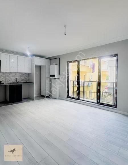 Naci Çakır Mah. Sıfır Binada Merkezi Konum 1+1 Kiralık Daire - Görsel 5