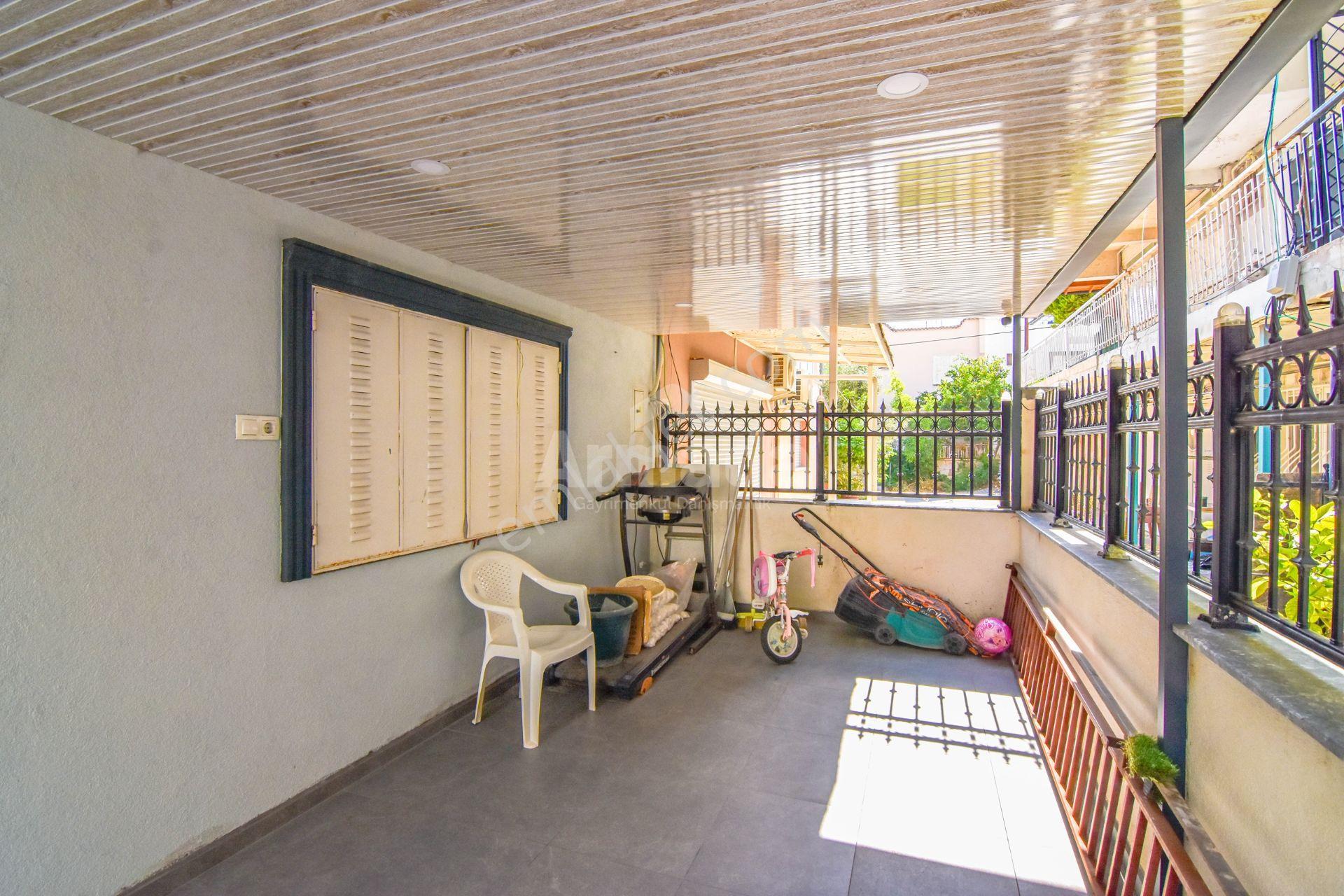 Kuşadası Türkmen'de Tamamen Yenilenmiş, Bahçeli Lüks Villa - Görsel 28