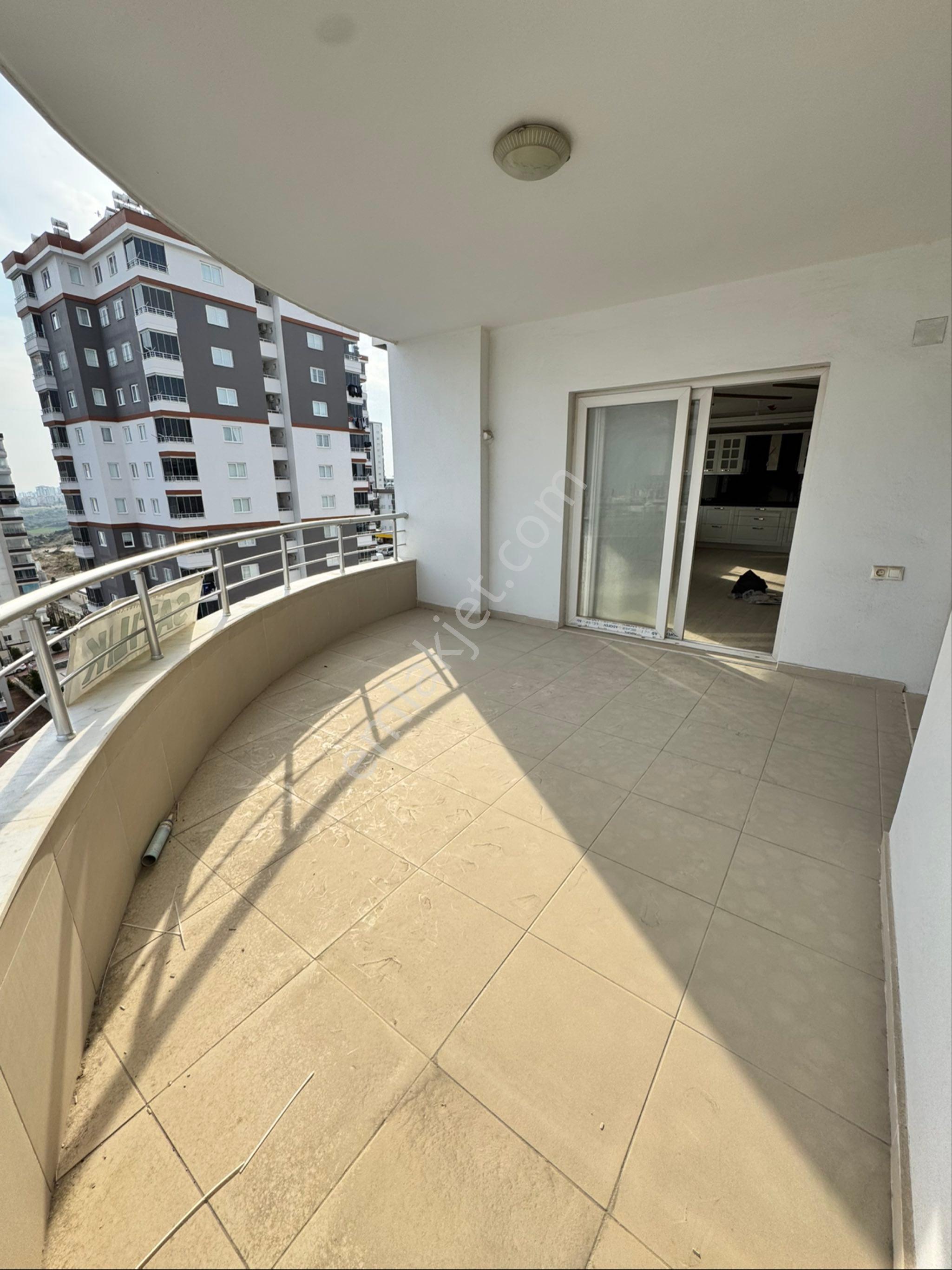Atatürk Mahallesi 4+1 Yaşamkent Sitesi Satılık Daire - Görsel 6