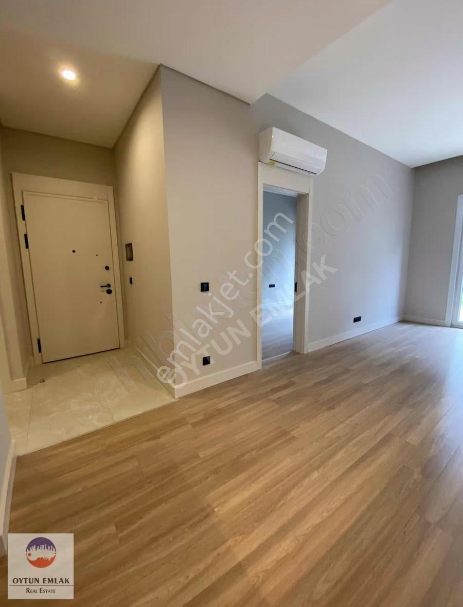 Tema İstanbul 2 Kapalı Bahçe Teraslı 1+1 Kiralık Daire 84 M² - Görsel 6