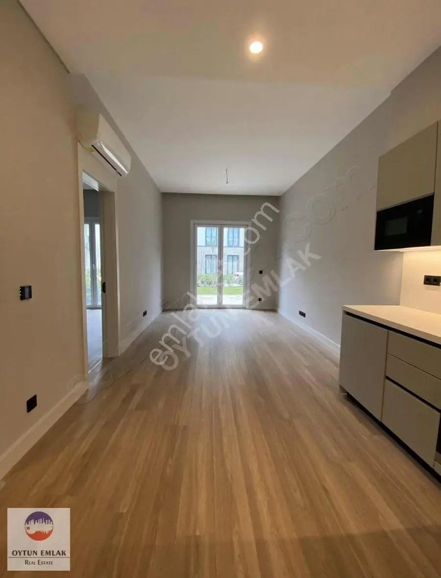 Tema İstanbul 2 Kapalı Bahçe Teraslı 1+1 Kiralık Daire 84 M² - Görsel 2