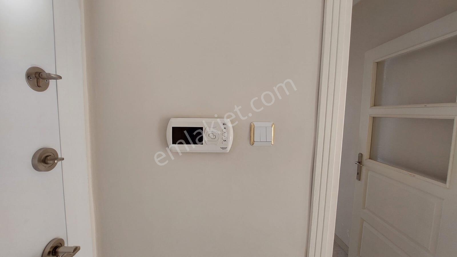 Turkuaz'dan Huzurda Ramada Karşısı Güney Cephe Kiralık 3+1 - Görsel 35