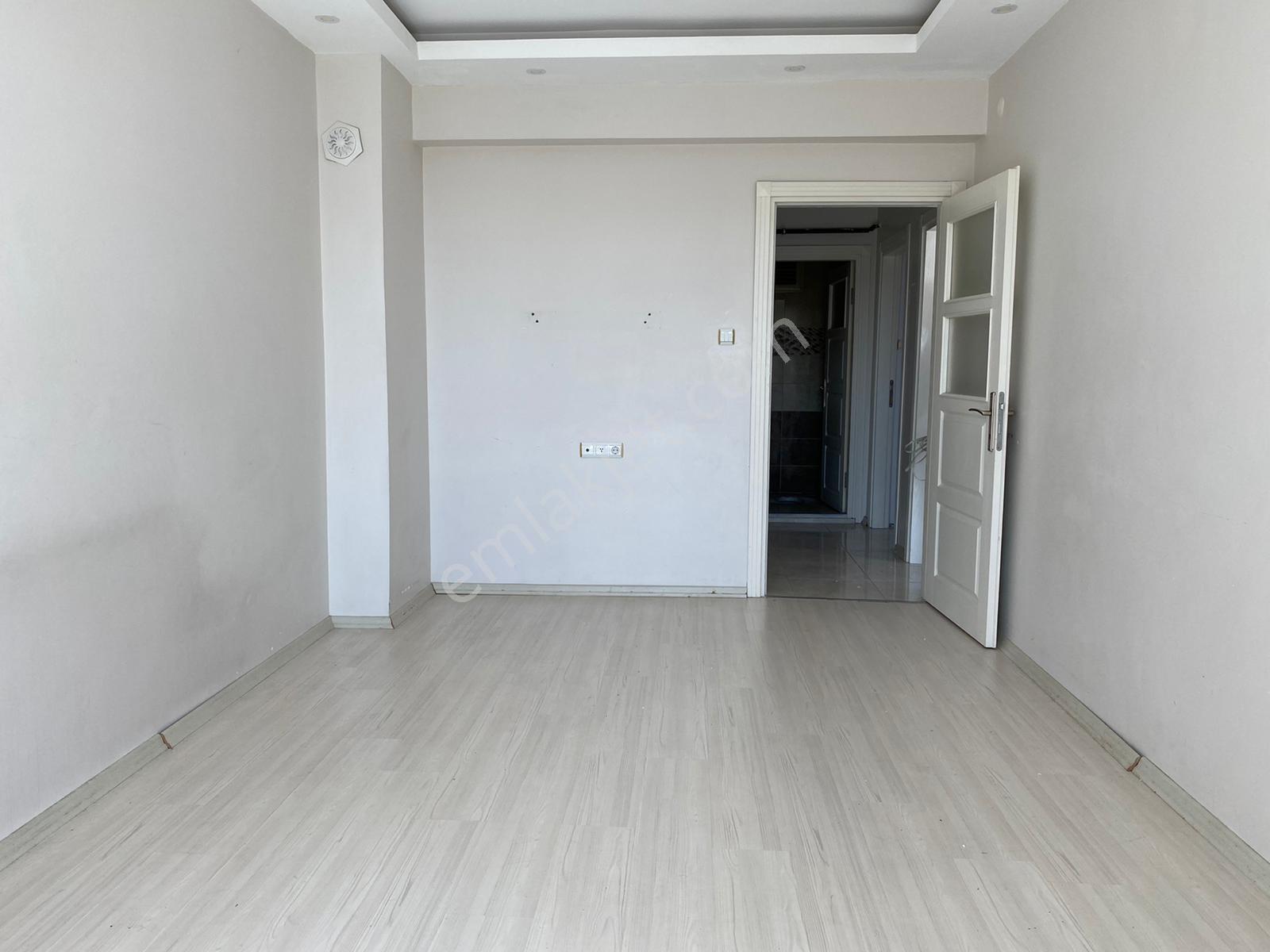 Turkuaz'dan Huzurda Ramada Karşısı Güney Cephe Kiralık 3+1 - Görsel 27