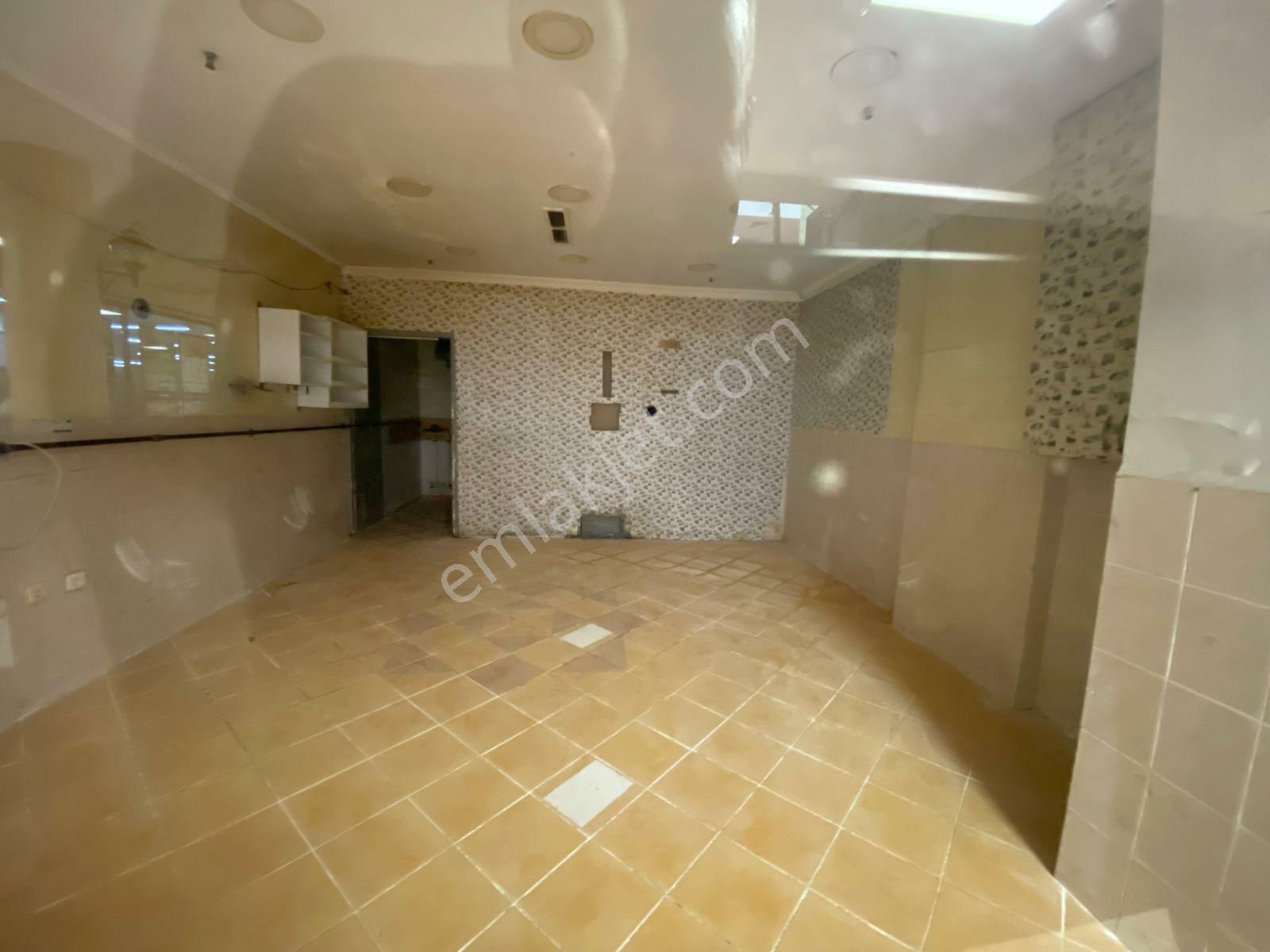 Beylıkdüzü Barış Mah. 36 M2 Dükkan - Görsel 4