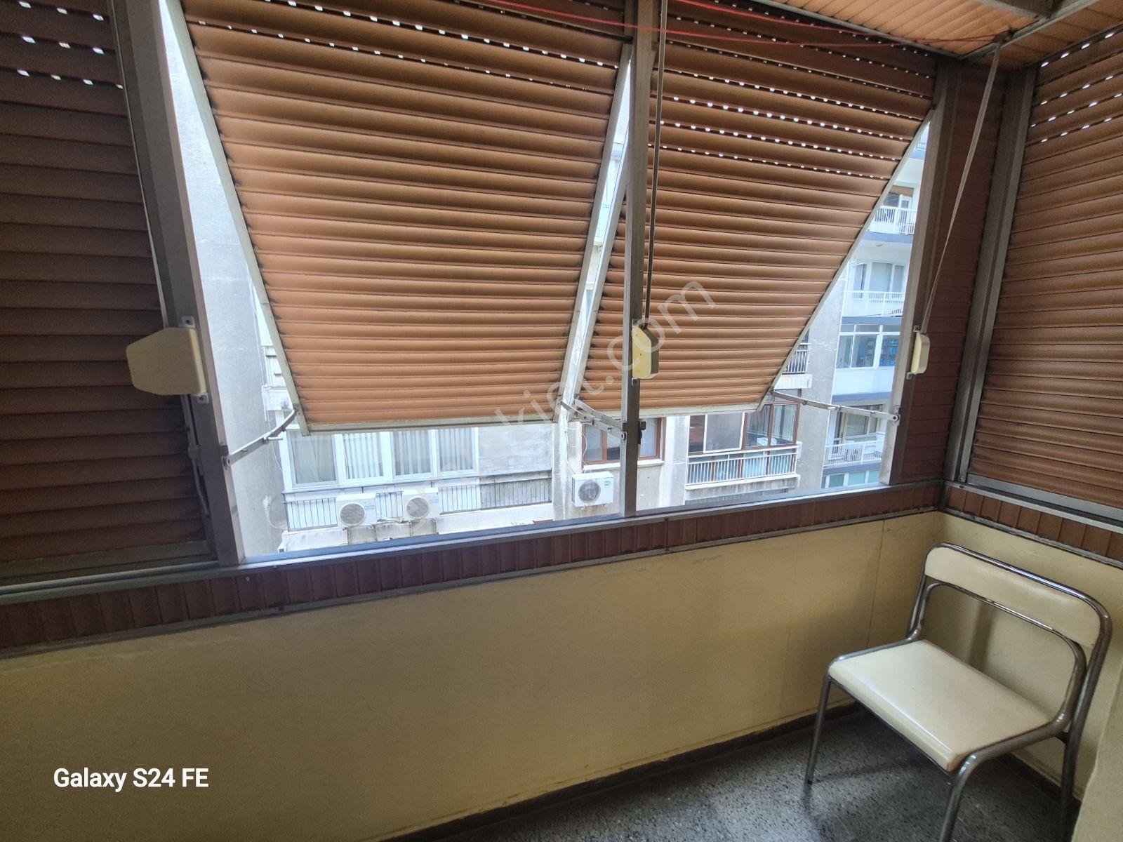 Alsancak Merkezde Kiralık 3+1 Daire - Görsel 32