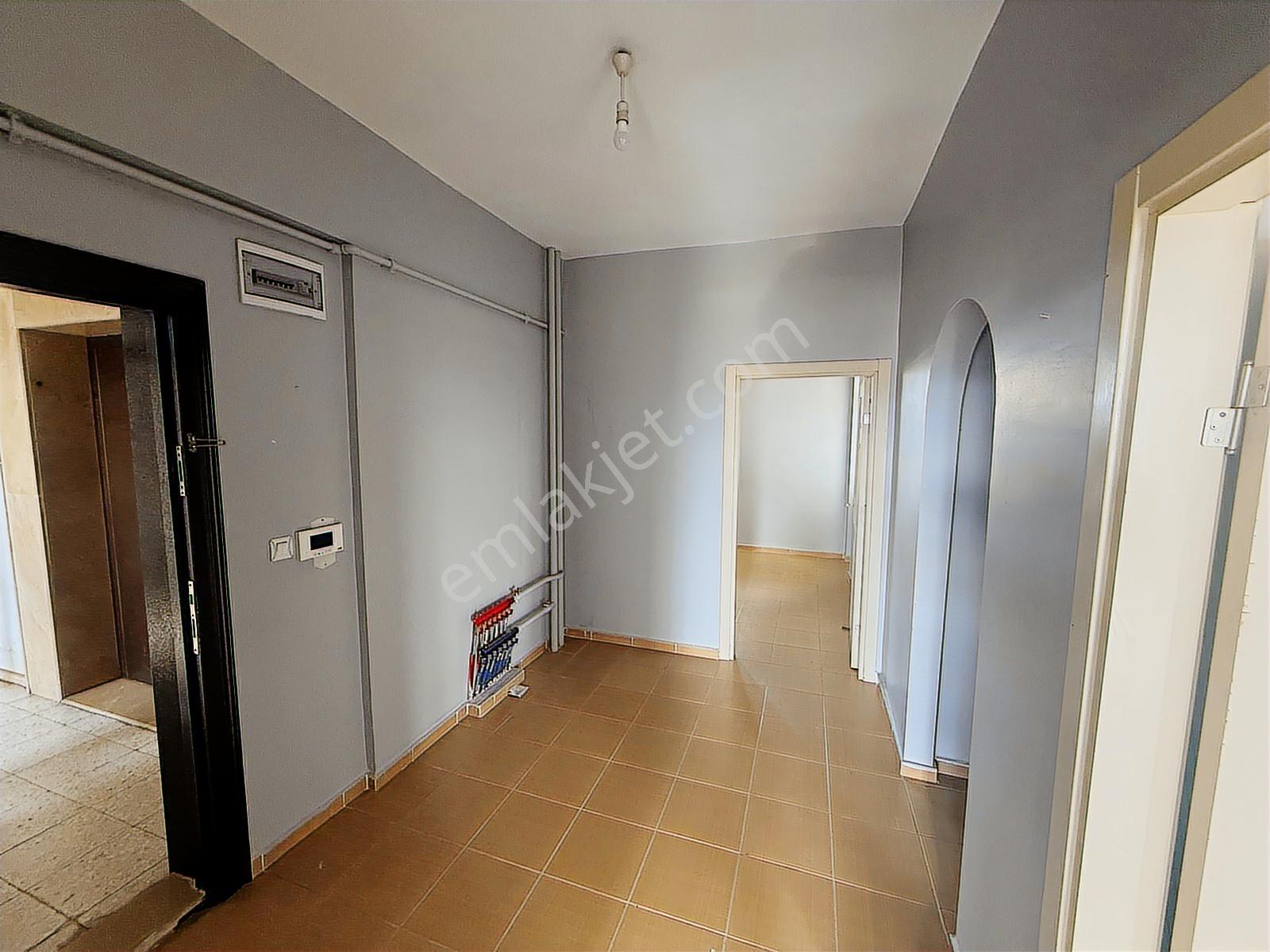Global Emlak Yunus Emre'de Kiralık Güney Cephe 3+1 Daire - Görsel 4