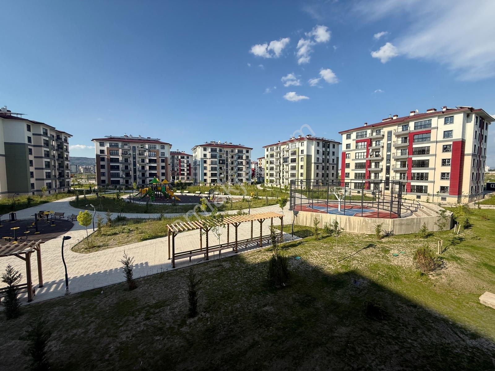 Global Emlak Oruçreis Toki'de Kiralık 120'lik Sıfır 3+1 Daire - Görsel 15