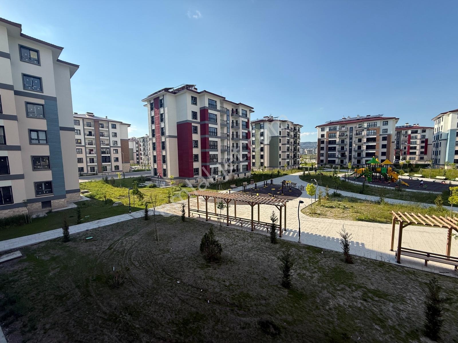 Global Emlak Oruçreis Toki'de Kiralık 120'lik Sıfır 3+1 Daire - Görsel 6