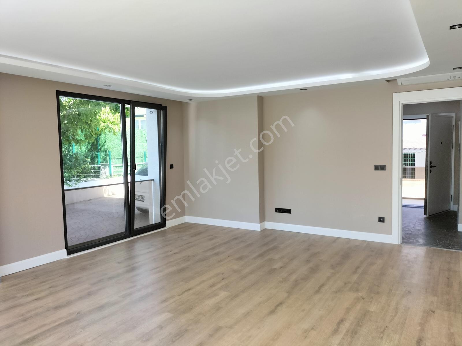 Kumbaba Da Denize Ve Plaja Yakın Havuzlu 225m2 5+1 Satılık Villa - Görsel 12