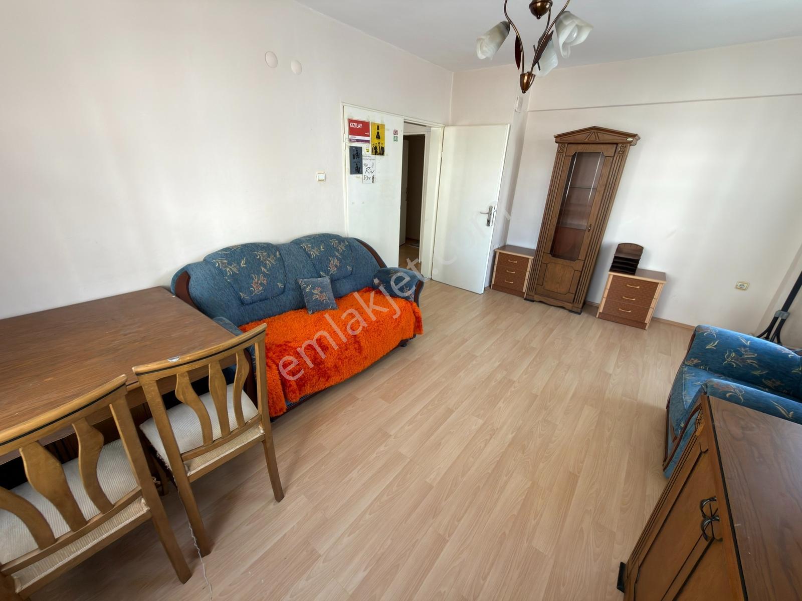 3+1 12 M2 Aktıp Hastanesi Yakını Depozitosuz Eşyalı Kiralık Dair - Görsel 3