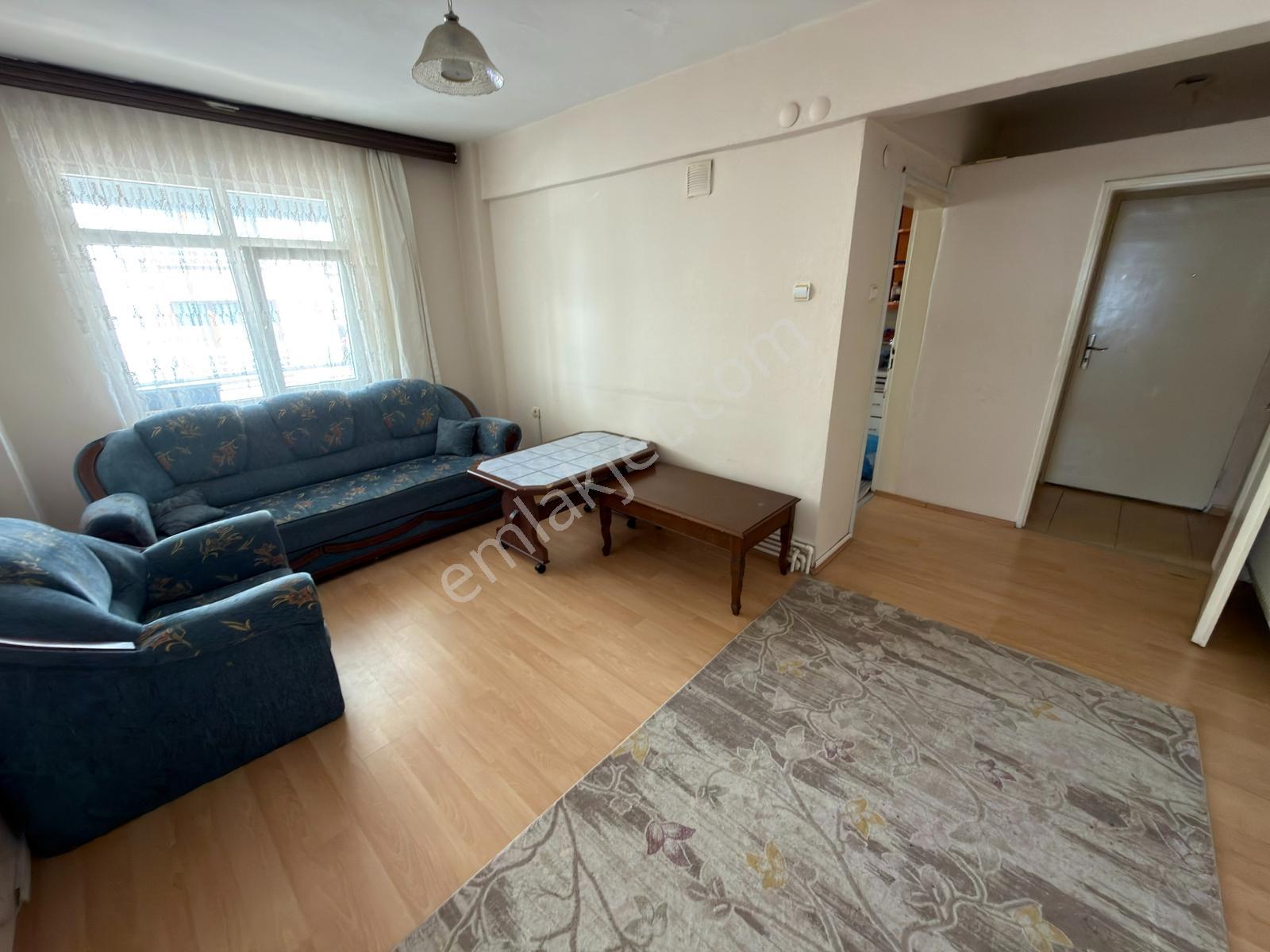 3+1 12 M2 Aktıp Hastanesi Yakını Depozitosuz Eşyalı Kiralık Dair - Görsel 2