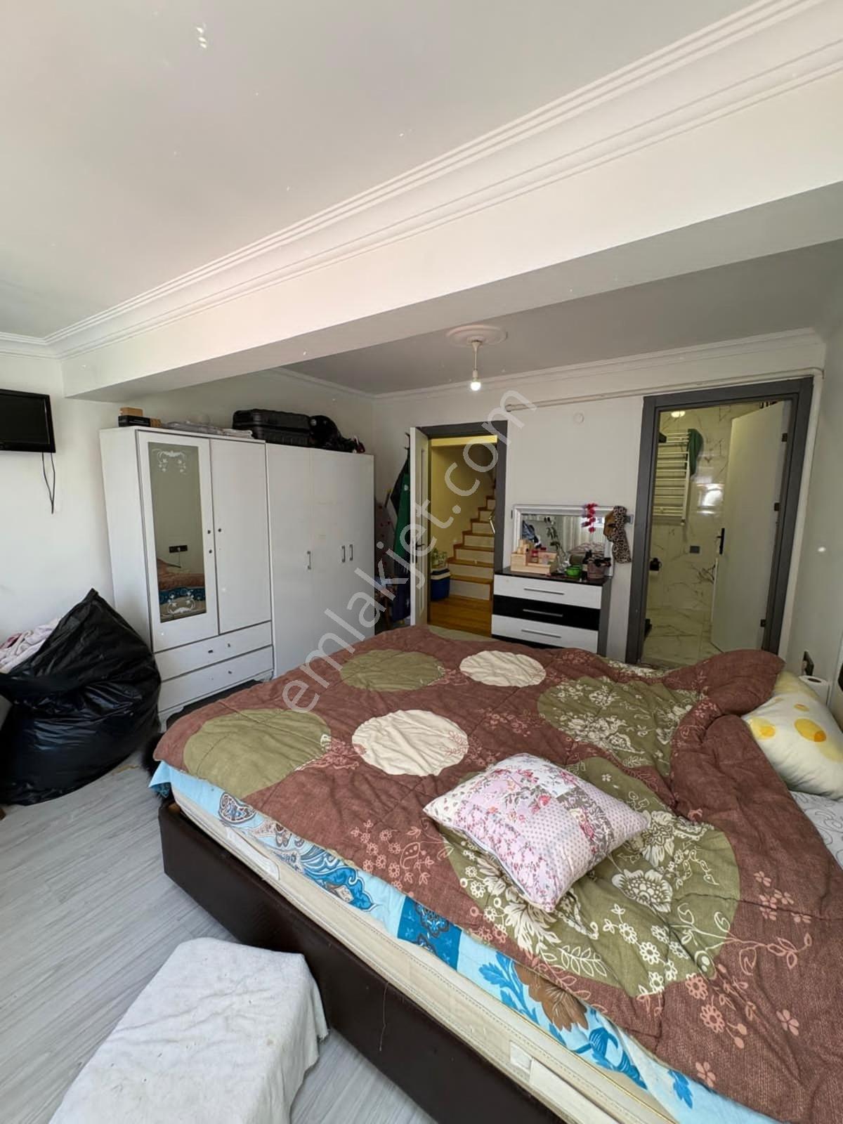 Kuşadası Türkmen Mah. 3+1 Eşyalı Villa - Görsel 13