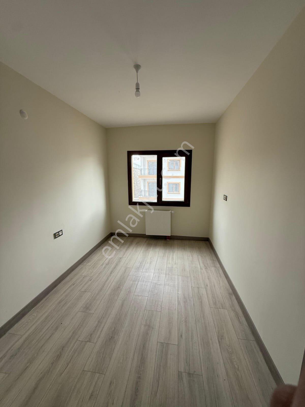 Efadan Gökçe Tokide 3+1 Kiralık Arakat Daire - Görsel 12