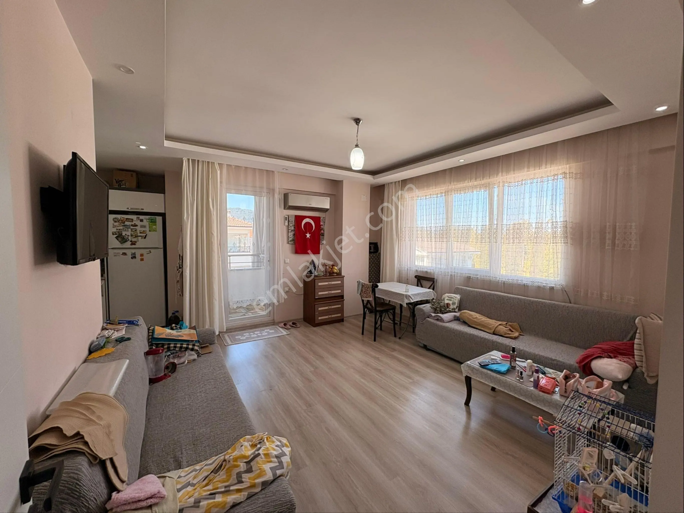 Ortaca Cumhuriyet Mah. Full Eşyalı Satılık 1+1 Daire