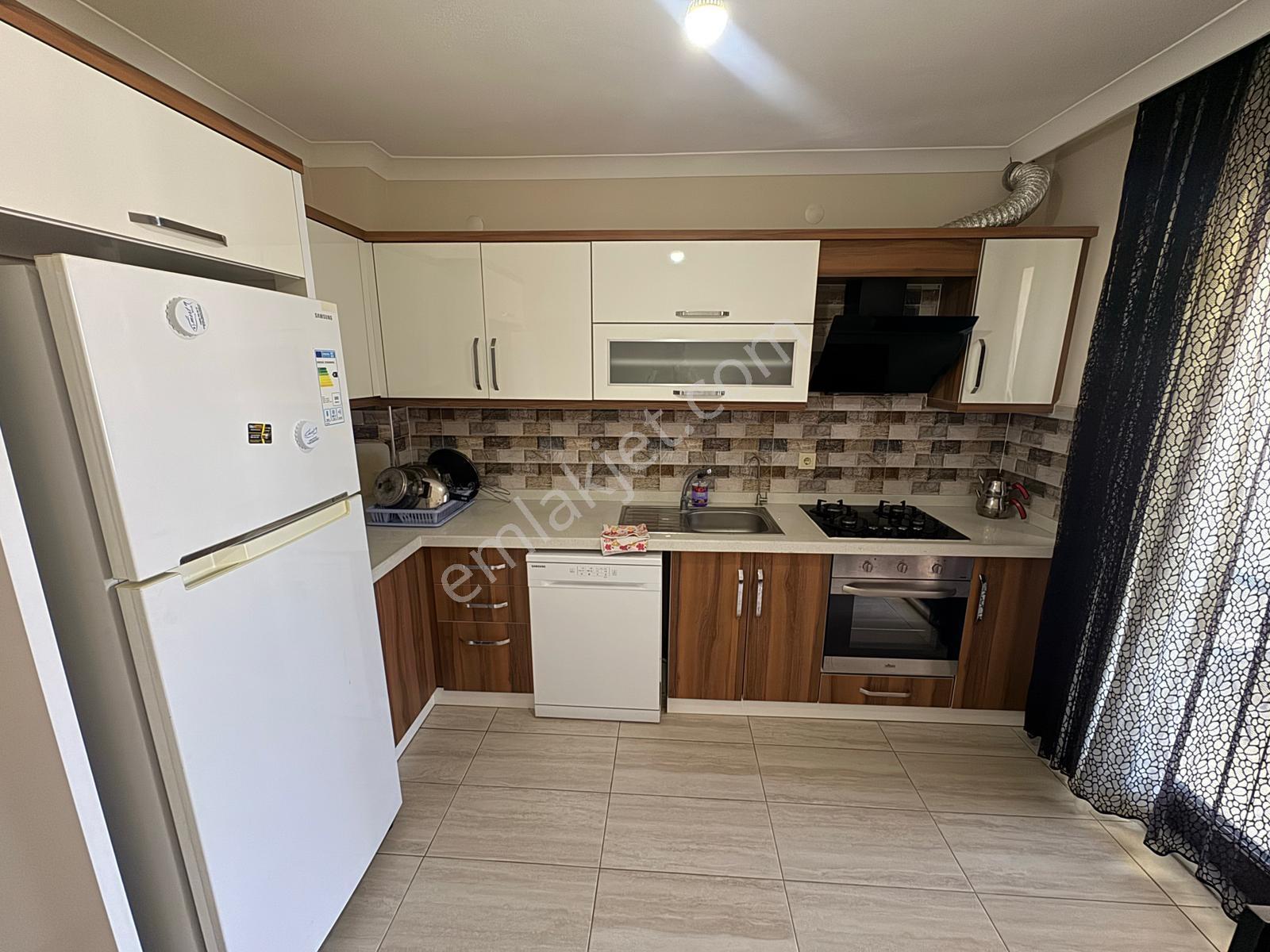 Kerim'den Küçükkuyu Merkez'de 2+1 Eşyalı Geniş Kiralık Daire - Görsel 5