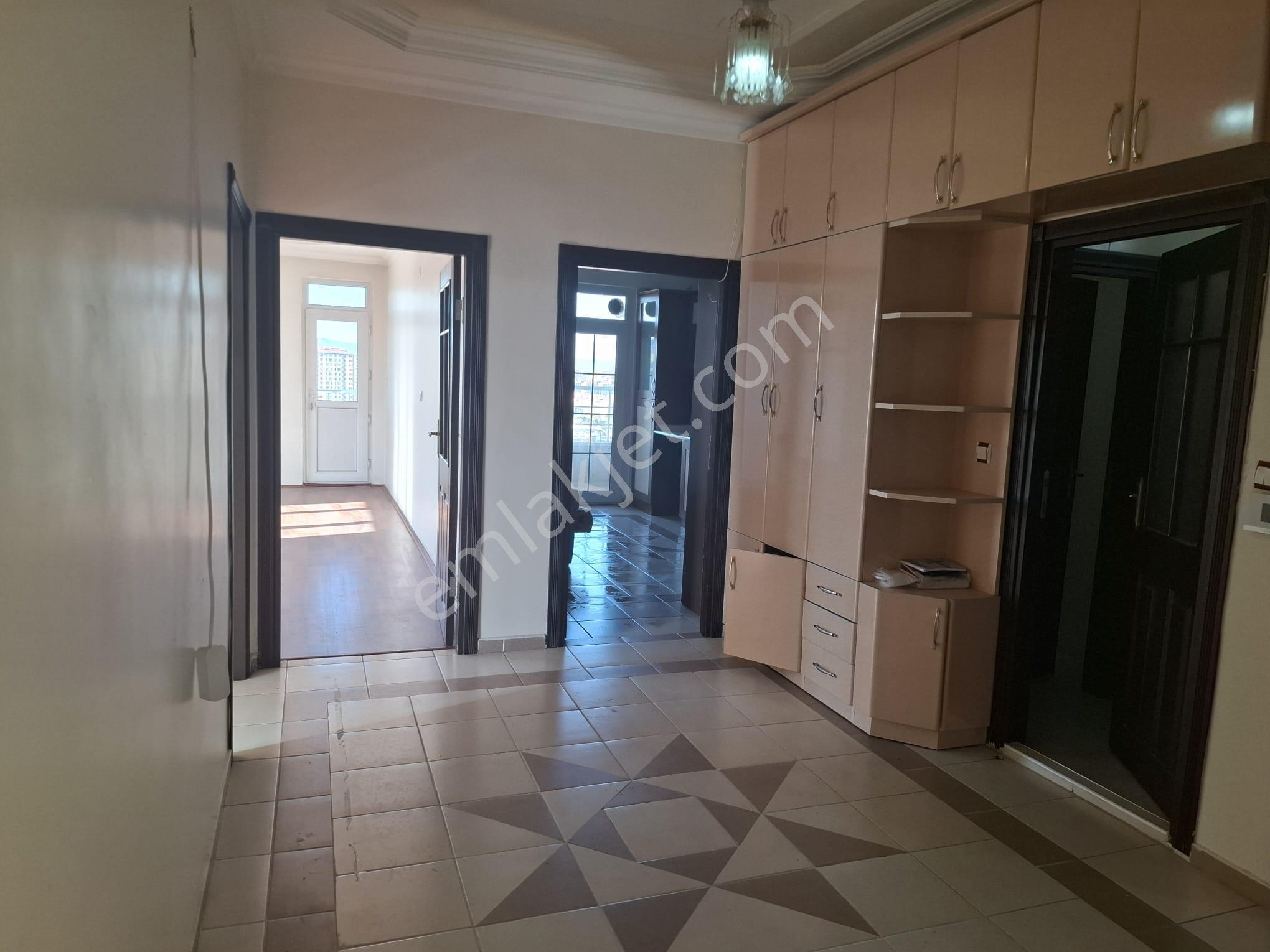 Kayseri Osman Kavuncu Bulvarı Sanayi Karşısı Kiralık 3+1 Daire - Görsel 33