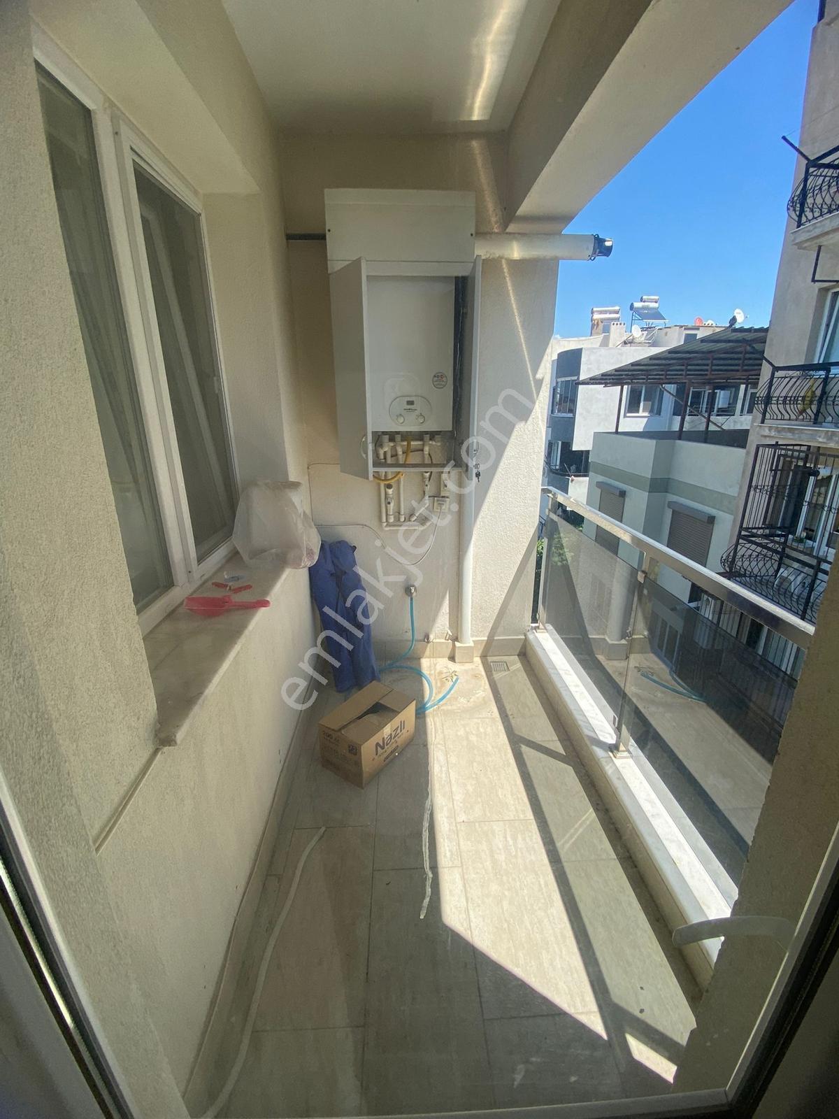 Buca'nın En Merkezi Noktalarından Birinde Kiralık 1+1 Daire - Görsel 6