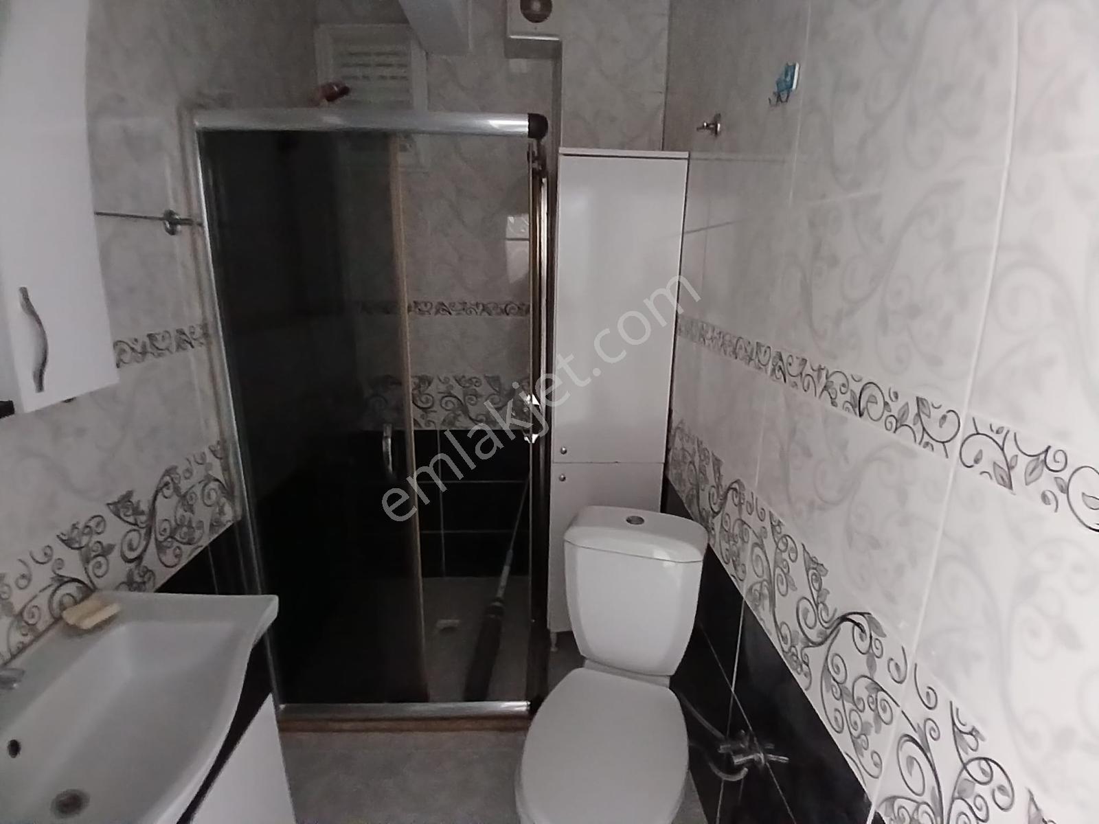 Karlıtepede Müstakil Binada 2. Kat Kiralık Daire - Görsel 12