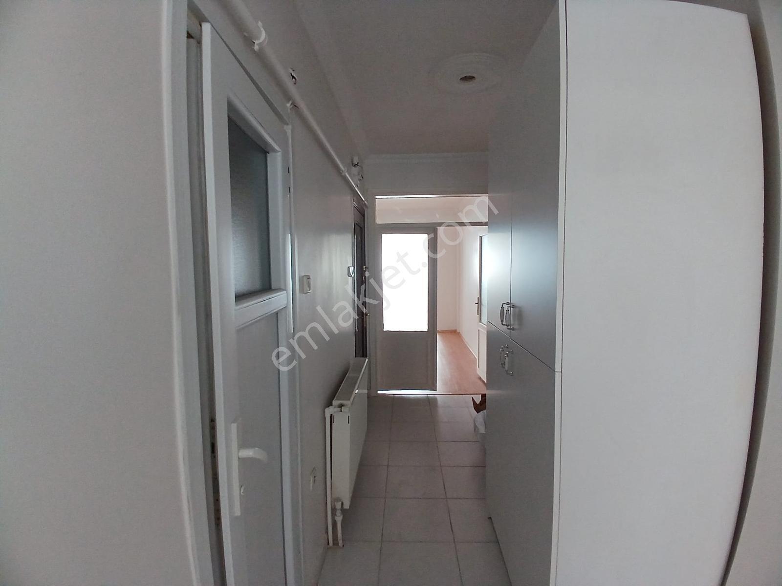 Karlıtepede Müstakil Binada 2. Kat Kiralık Daire - Görsel 13