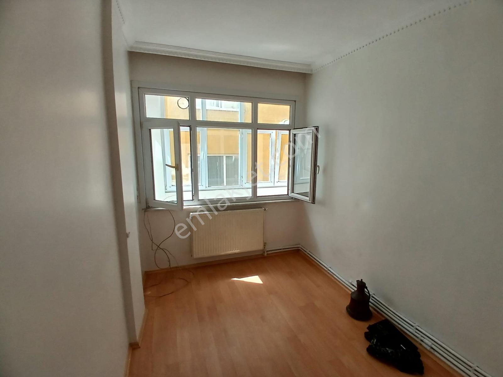 Karlıtepede Müstakil Binada 2. Kat Kiralık Daire - Görsel 5