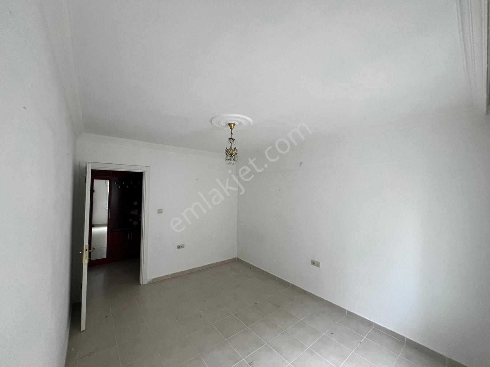 Çanakkale Merkez Site İçi Kiralık 3+1 Daire - Görsel 5