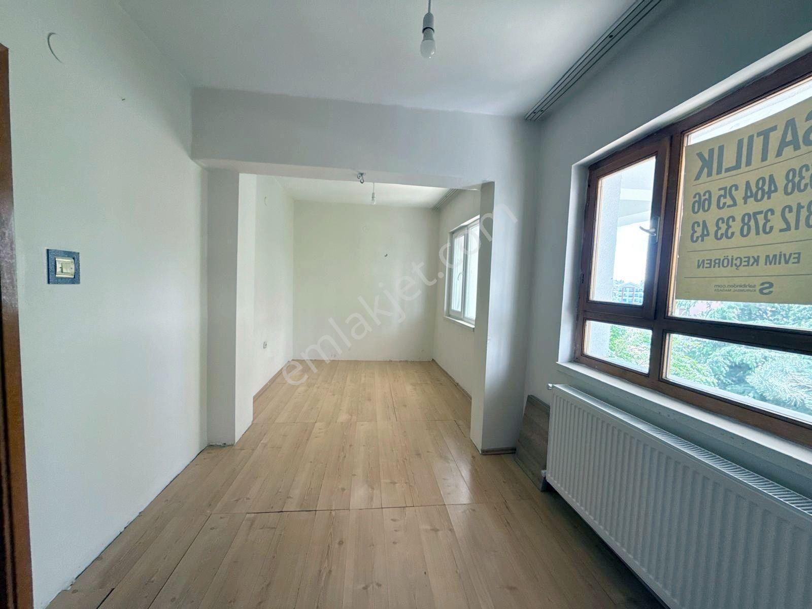 Kuşcagızda Kat Konumlu 3+1 Kot Açık Cepheli - Görsel 9