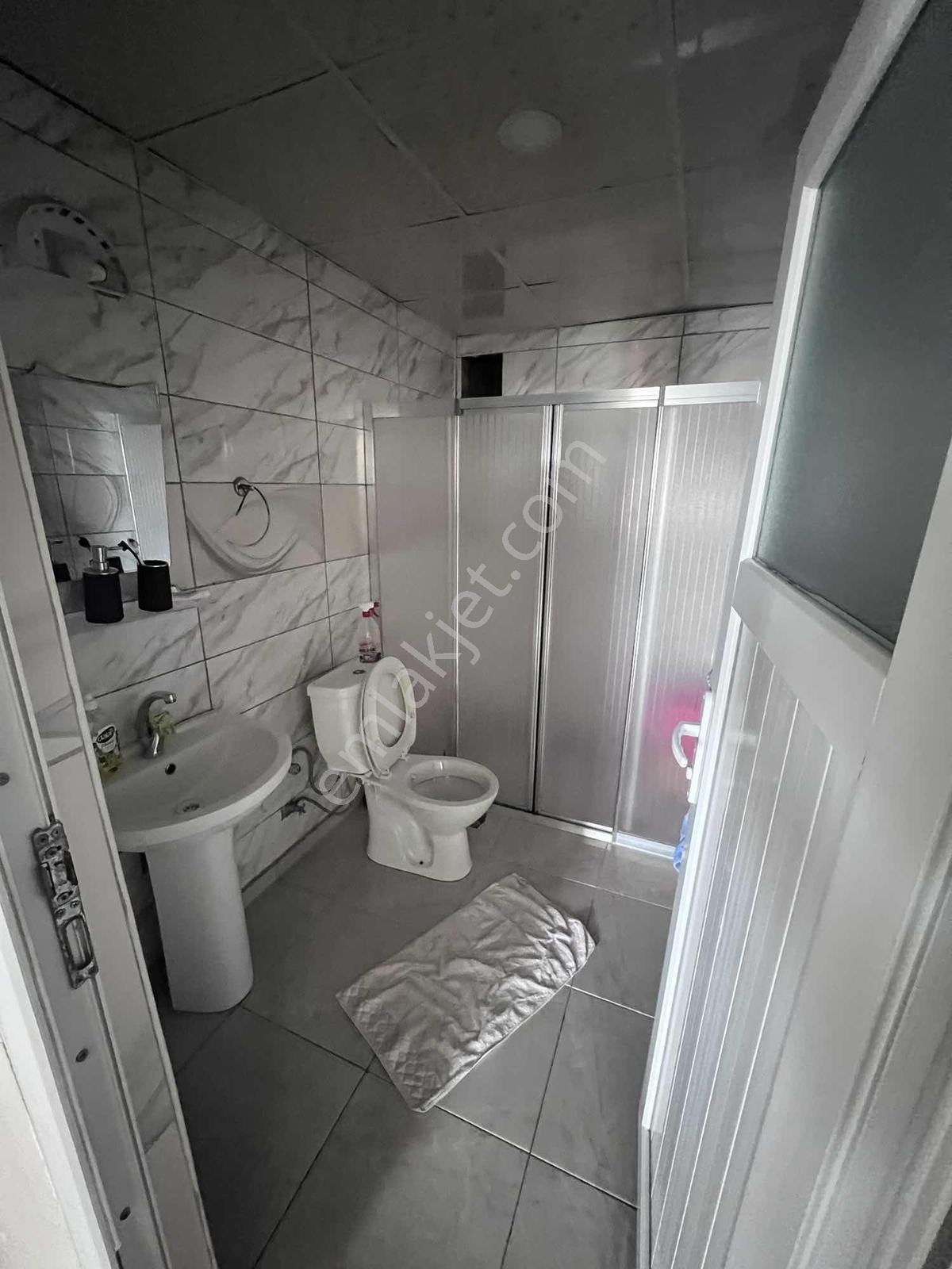 Bahçelievler Mahallesinde Kiralık 3+1 Lüx Daire - Görsel 12