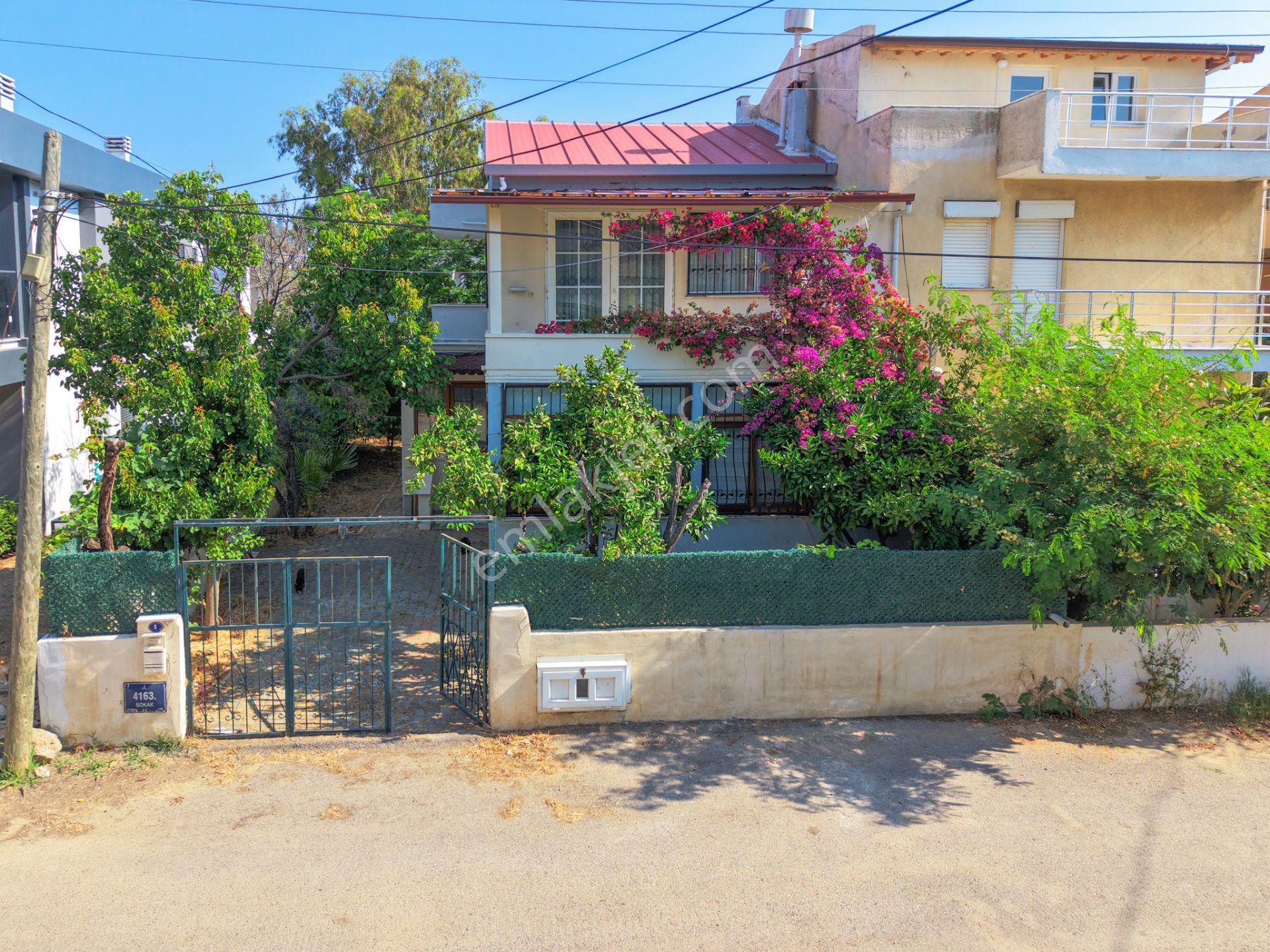 İzmir Urla Zeytinalanı Mah. 212m2 Arsa İçerisinde Satılık Villa - Görsel 26
