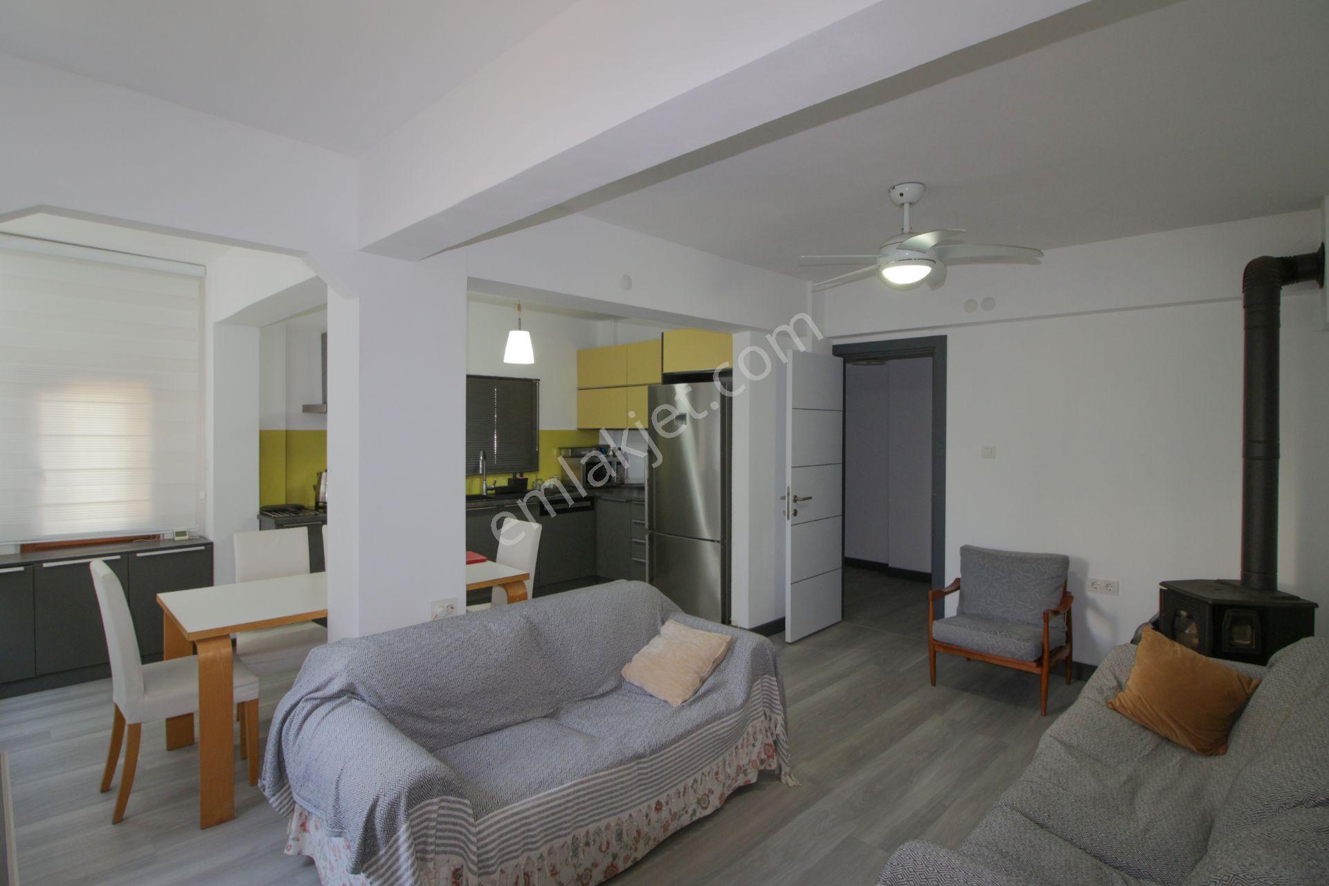 İzmir Urla Zeytinalanı Mah. 212m2 Arsa İçerisinde Satılık Villa - Görsel 12