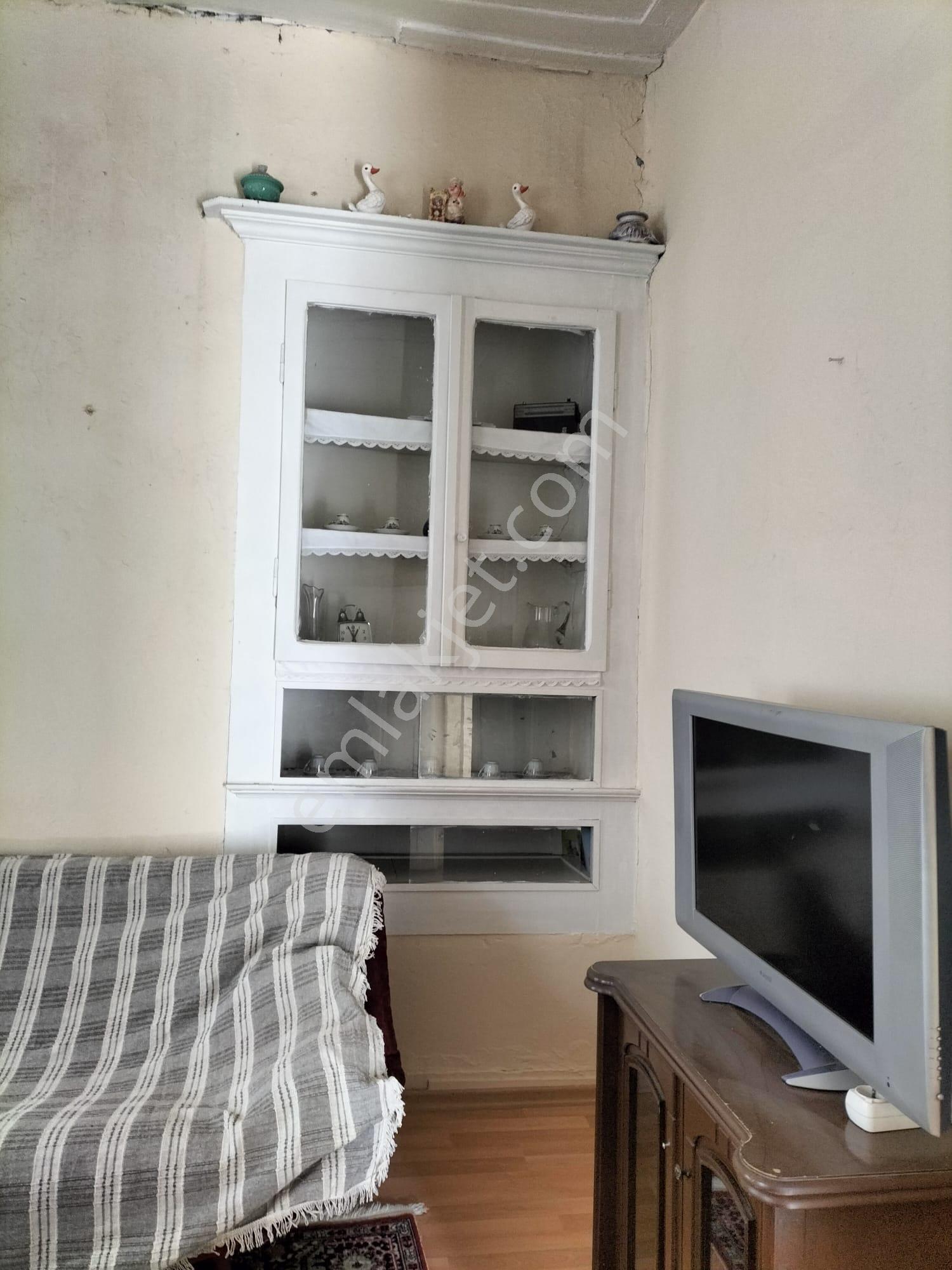 Alaçatı Merkez De Satılık Eski Taş Ev - Görsel 7