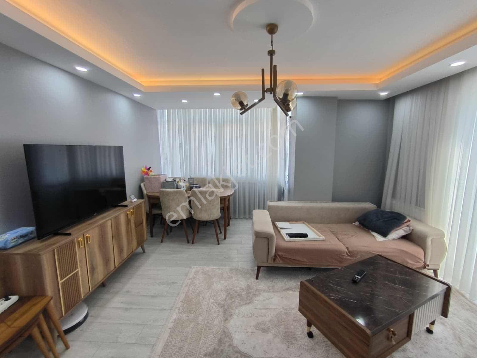 Köşklü Çeşme Daldaban'da Satılık 2+1 Asansörlü Geniş Ara Kat - Görsel 26
