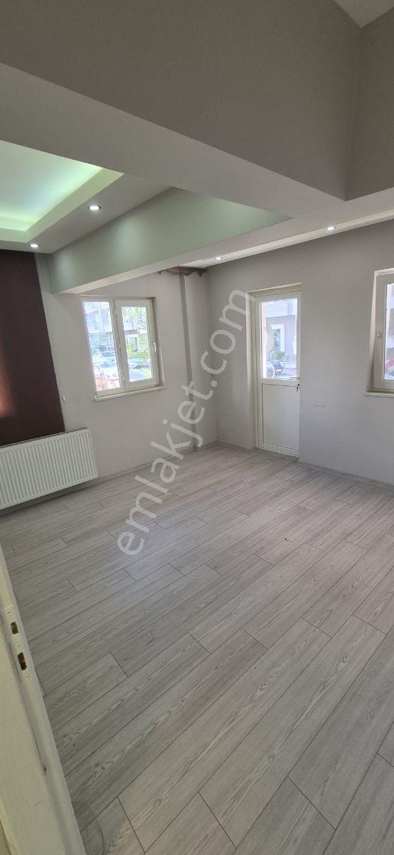 Tramvayın Altında Masrafsız 2+1 Yüksek Giriş İçi Yapılı - Görsel 5