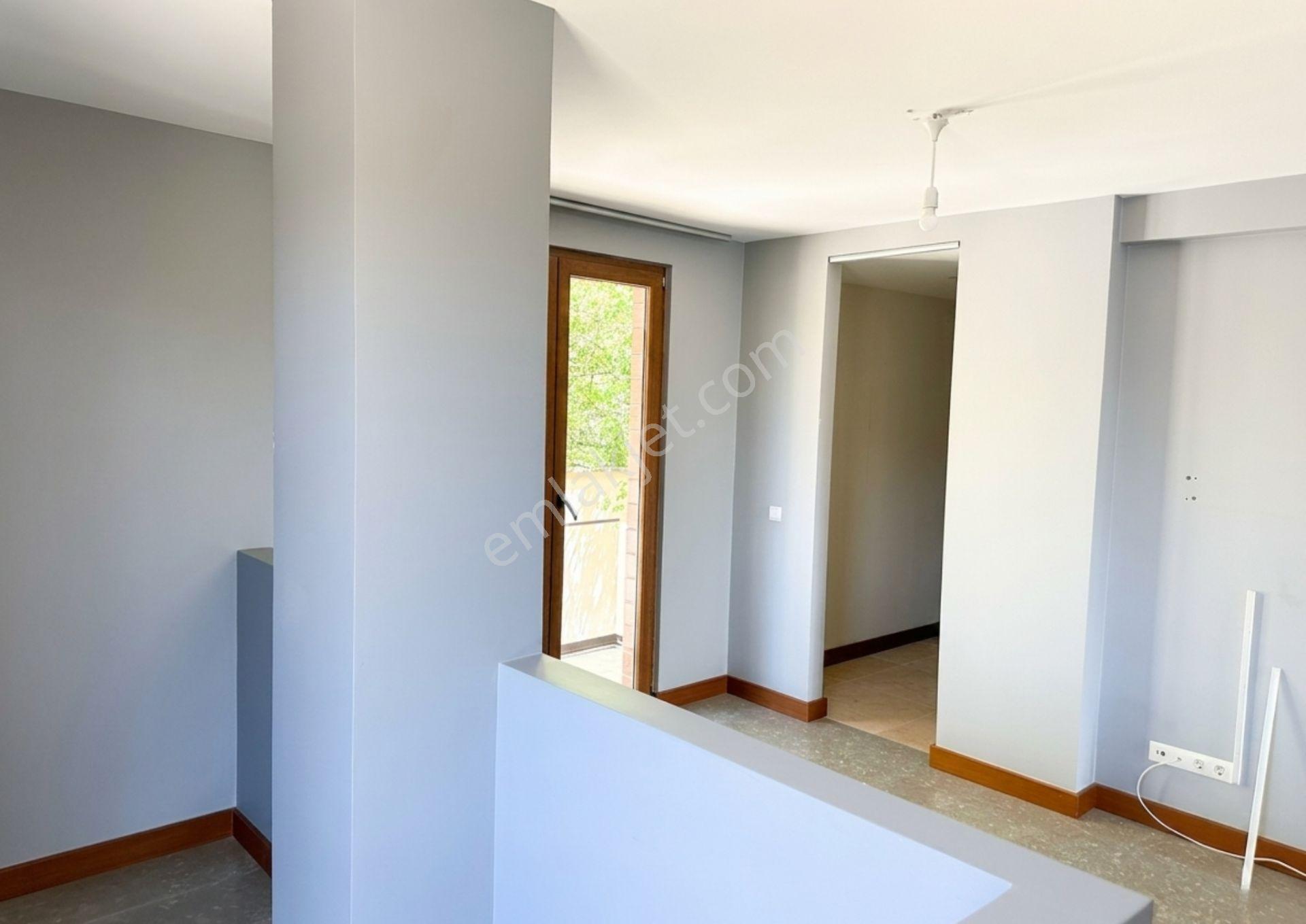 Emirgan, Değirmentepe'de, Koruya Yürüme Mesafesinde 3+1 Kiralık Daire - Görsel 18