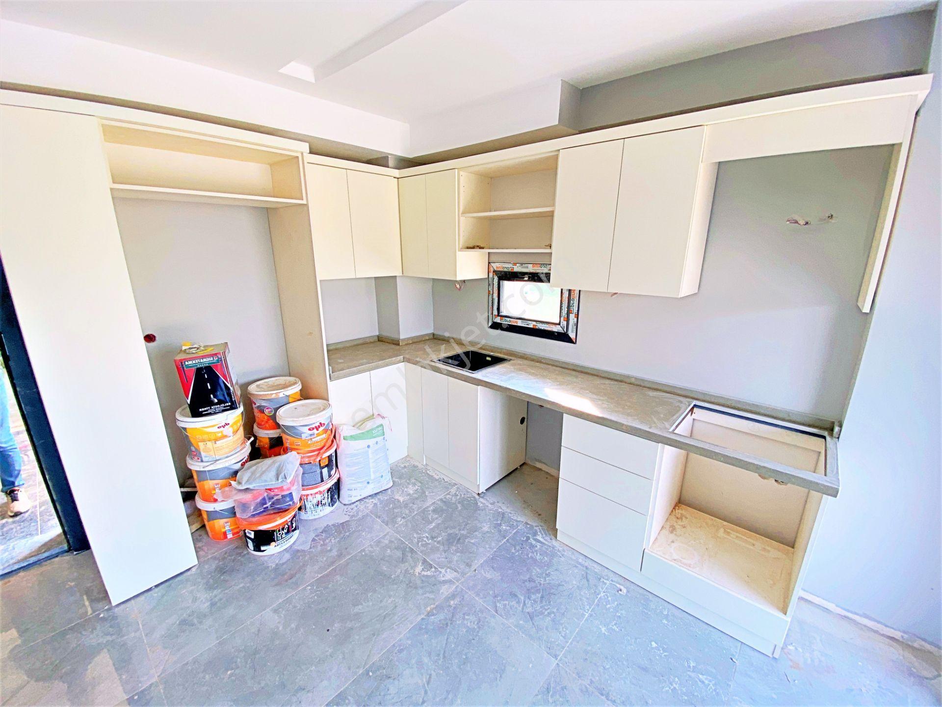 Zeytinlide Yetki Gültaş Emlaktan Satılık 3+1 Yüzme Havuzlu Villa - Görsel 8