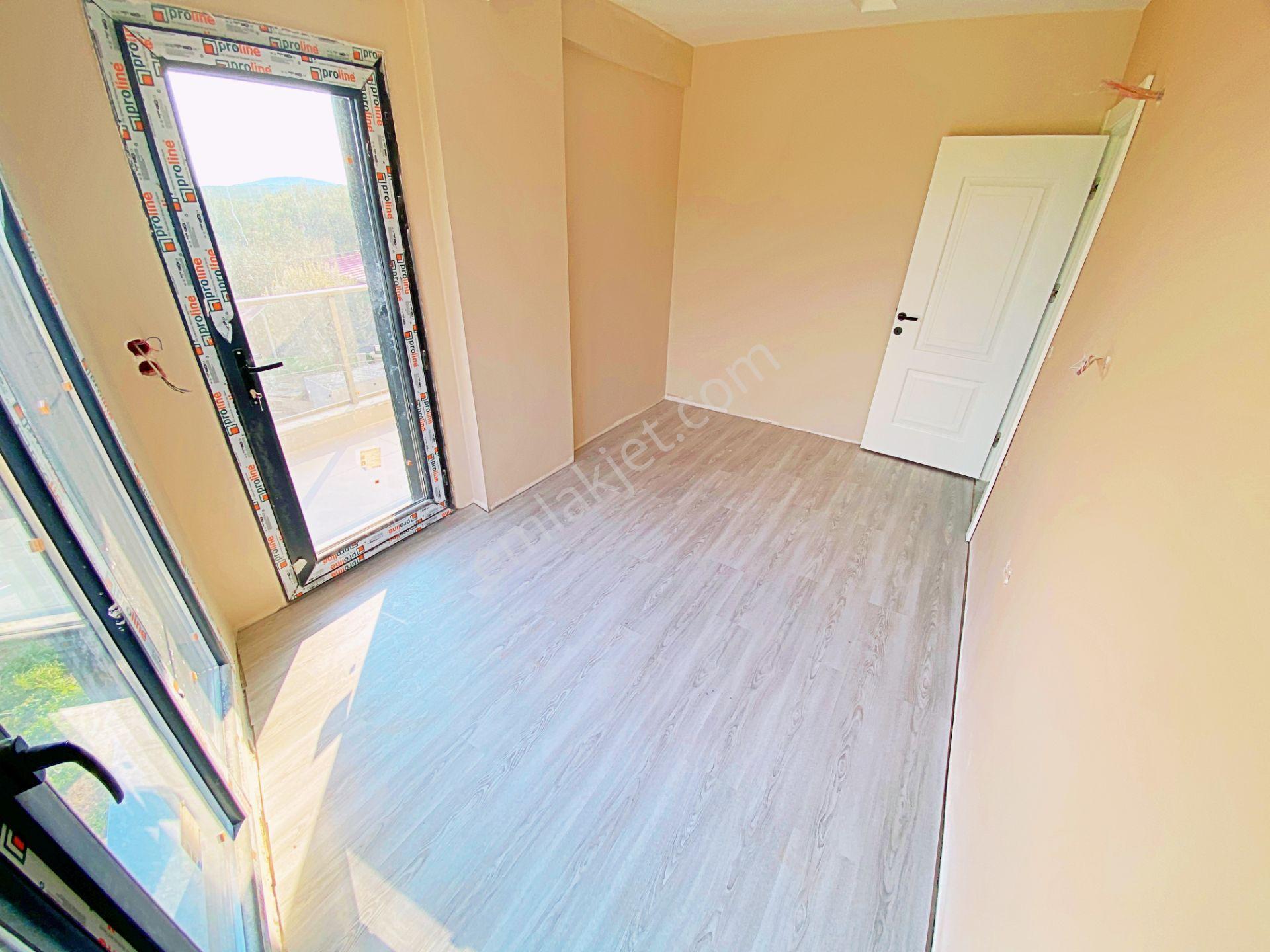 Zeytinlide Yetki Gültaş Emlaktan Satılık 3+1 Yüzme Havuzlu Villa - Görsel 24