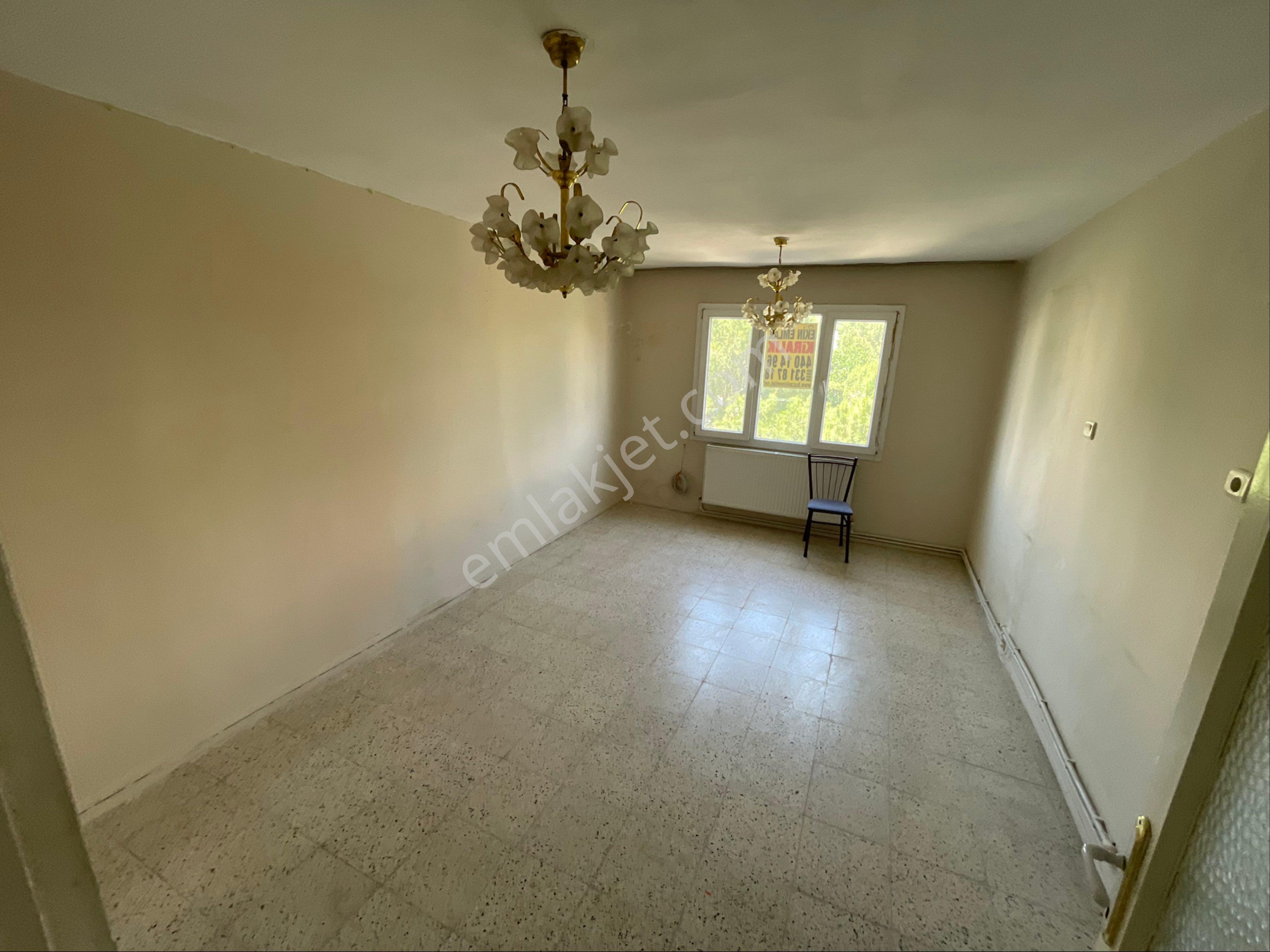 İzkent'te 2+1 80m2 D.gazlı Arakat - Görsel 4