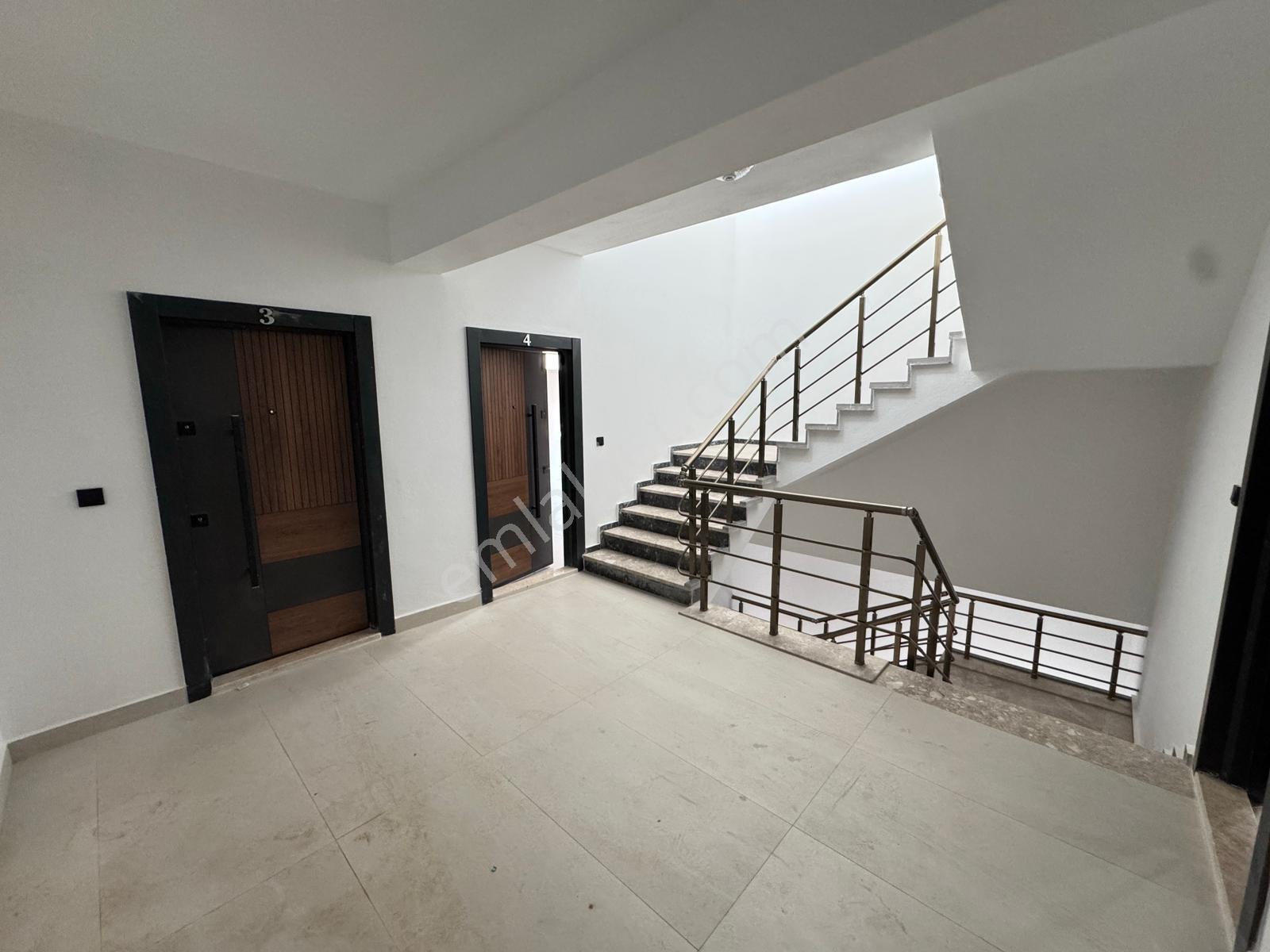 Kerim'den Altınoluk'da Denize 50 Mt 2+1 Kiralık Geniş Daire - Görsel 18