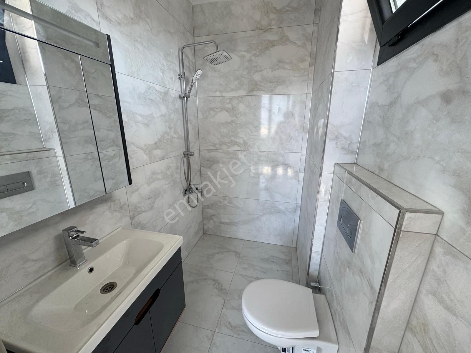 Kerim'den Altınoluk'da Denize 50 Mt 2+1 Kiralık Geniş Daire - Görsel 13