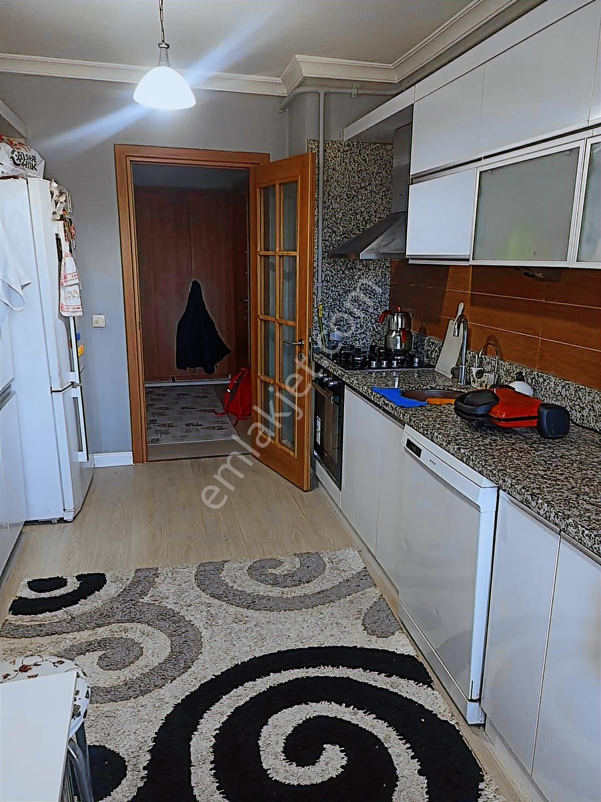 Acil Kapaklı Da Lüks Havuzlu Sitede 3+1 Satılık Daire - Görsel 25