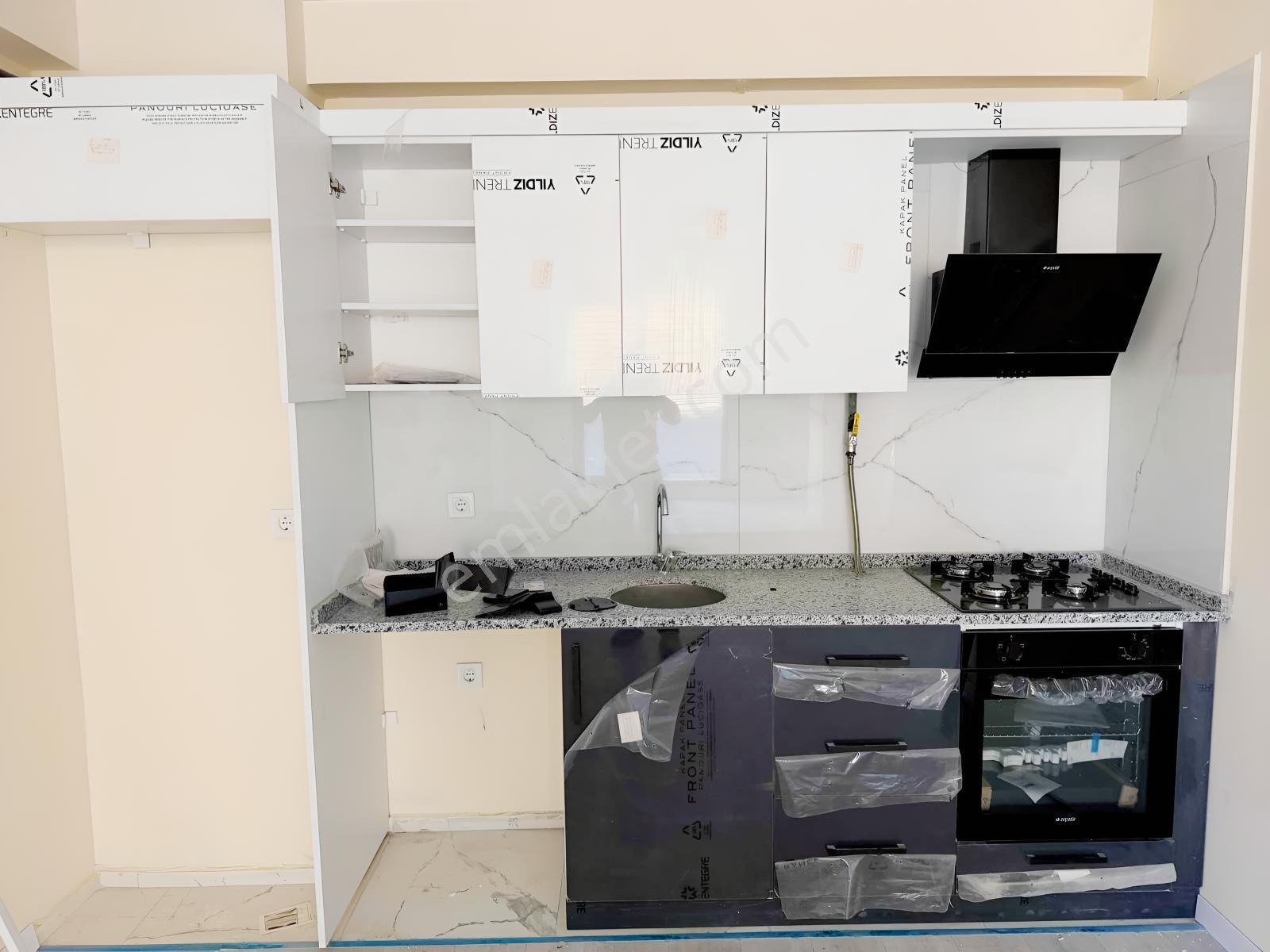 Hastane Yanı Sıfır 1+1 Kiralık Daire