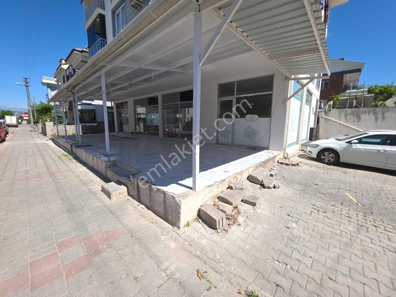 Goldhouse Dan Kiralık Pazaryeri Mahallesinde Yan Yana İki Ayrı Dükkan - Görsel 4