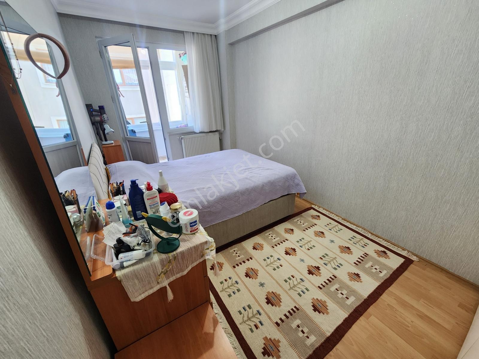 Bulgurlu Merkezde Metro 7dk. Ara Kat, Ferah 2+1 Kiralık Daire - Görsel 24